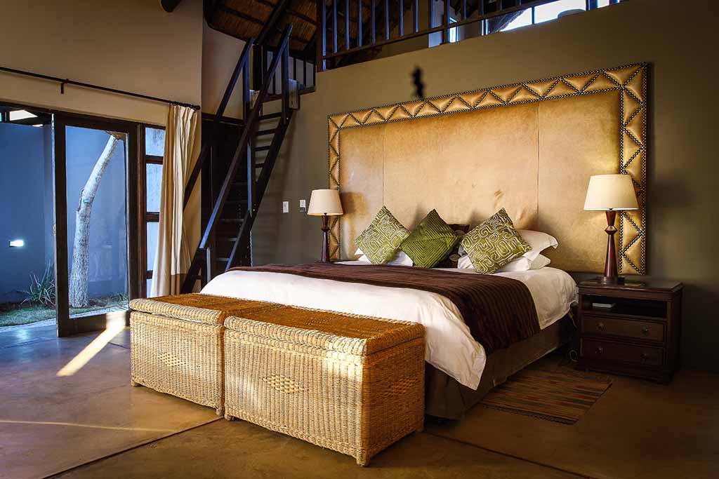 BUFFALO THORN LODGE