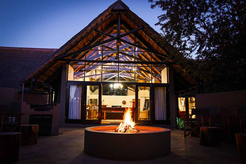 BUFFALO THORN LODGE