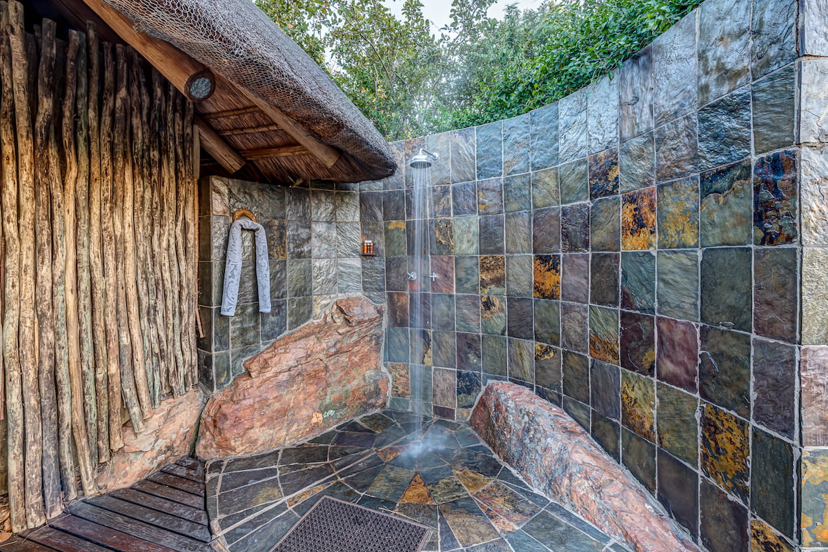 ETALI SAFARI LODGE