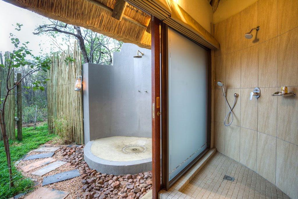TAMBUTI GAME LODGE