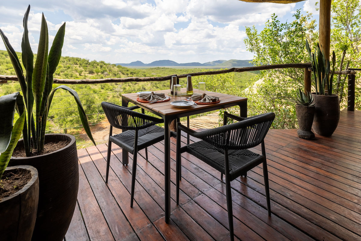 BUFFALO RIDGE SAFARI LODGE