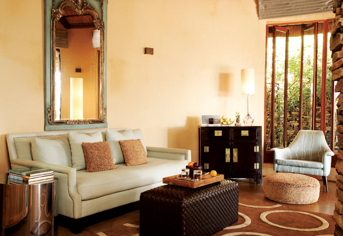 MOLORI SAFARI LODGE