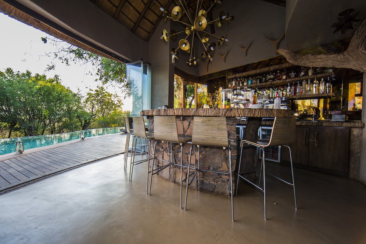 MOLORI SAFARI LODGE
