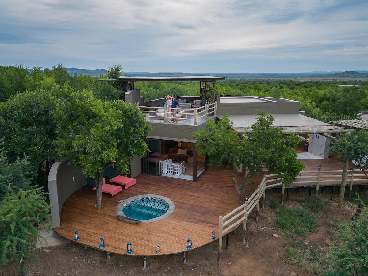 LUSH PRIVATE GAME LODGE