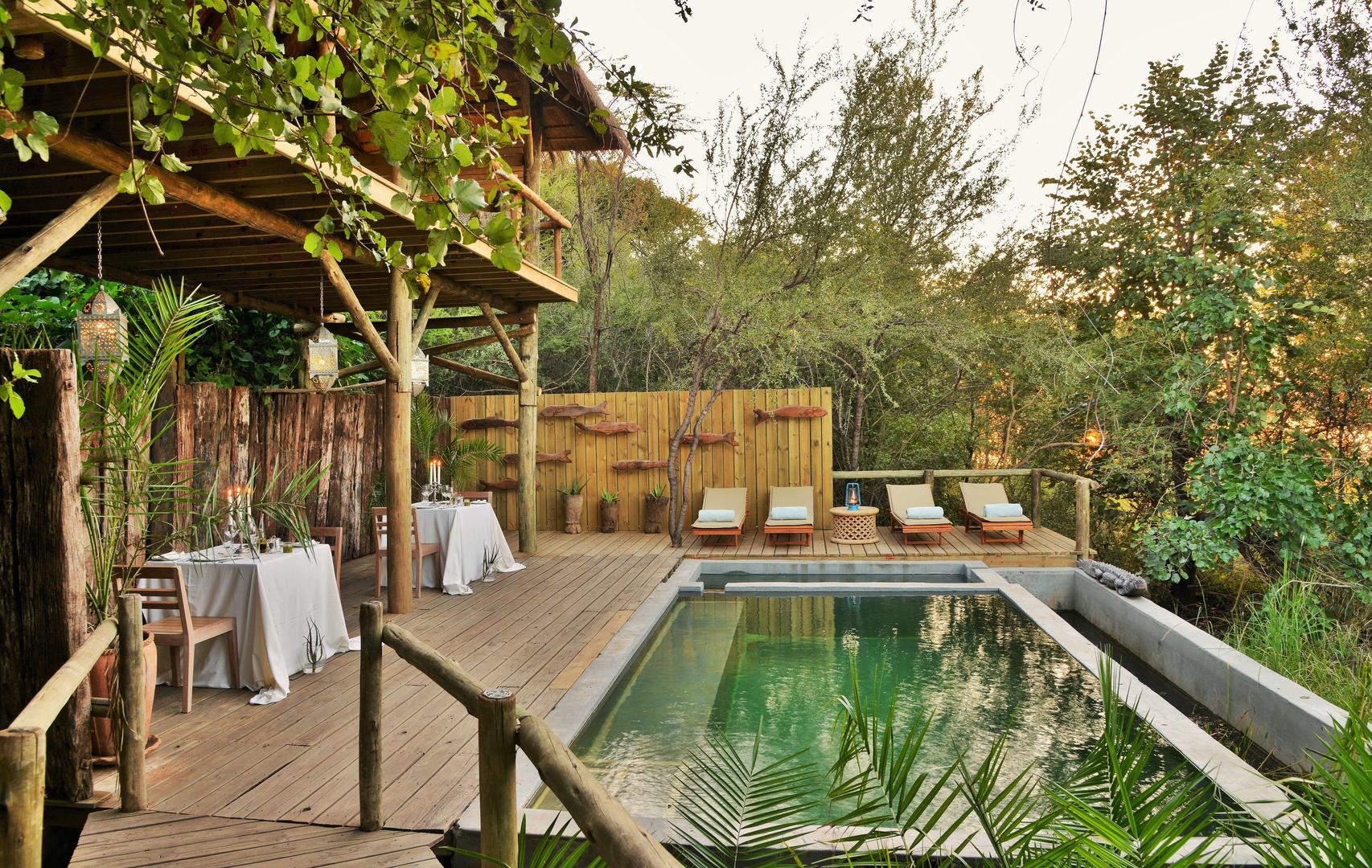 CHOBE BAKWENA CAMP