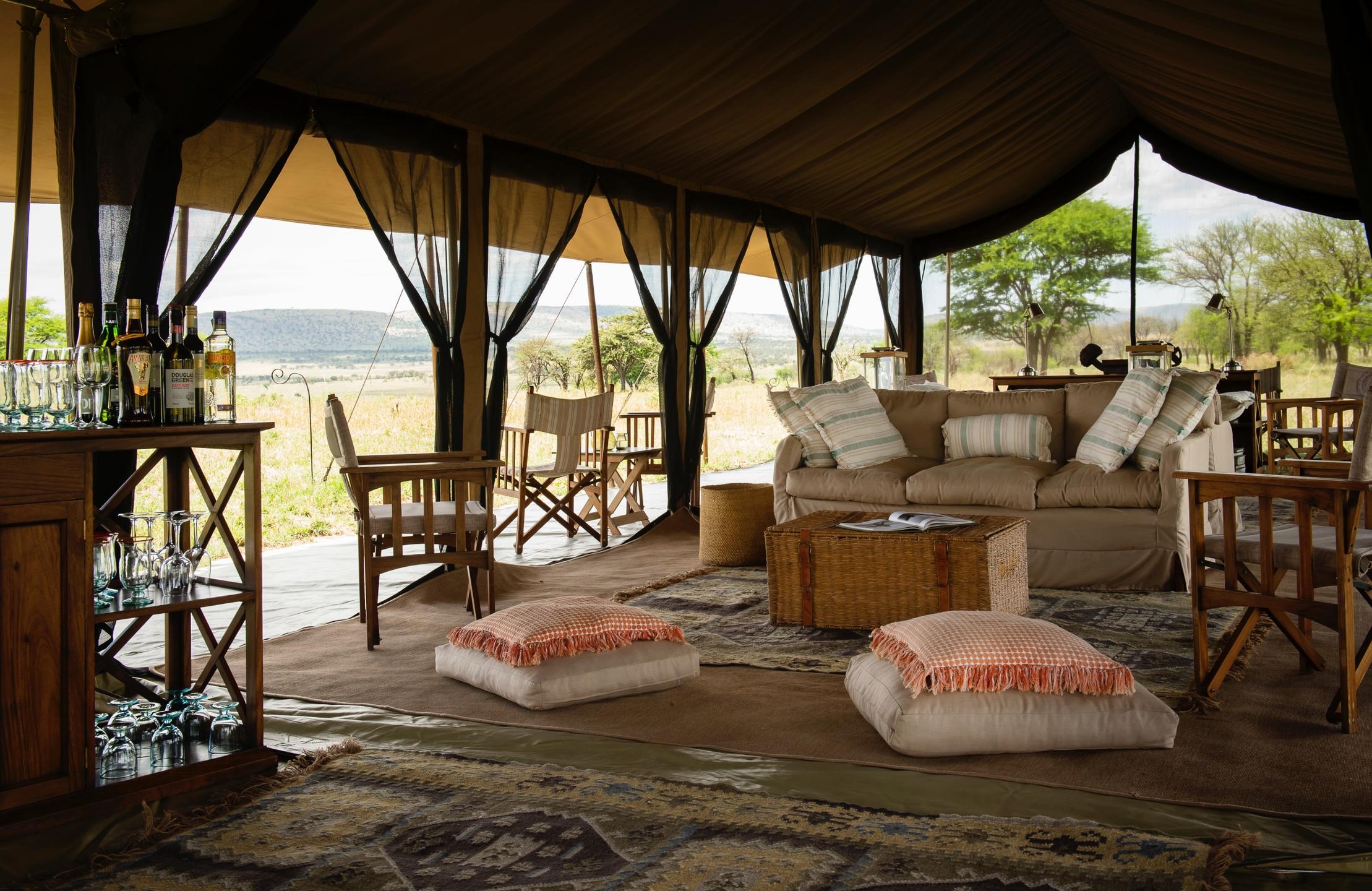 SERENGETI SAFARI CAMP