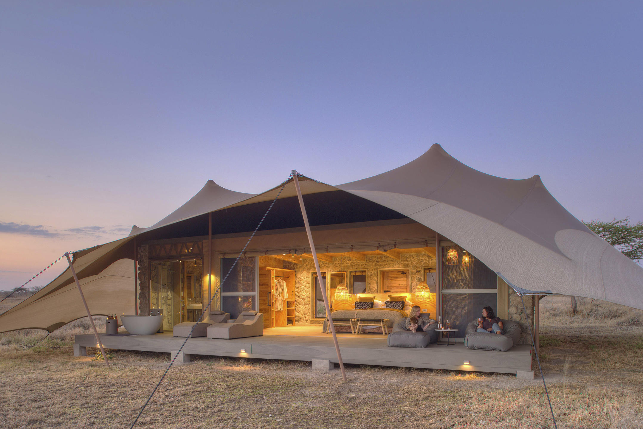 Namiri Plains Camp