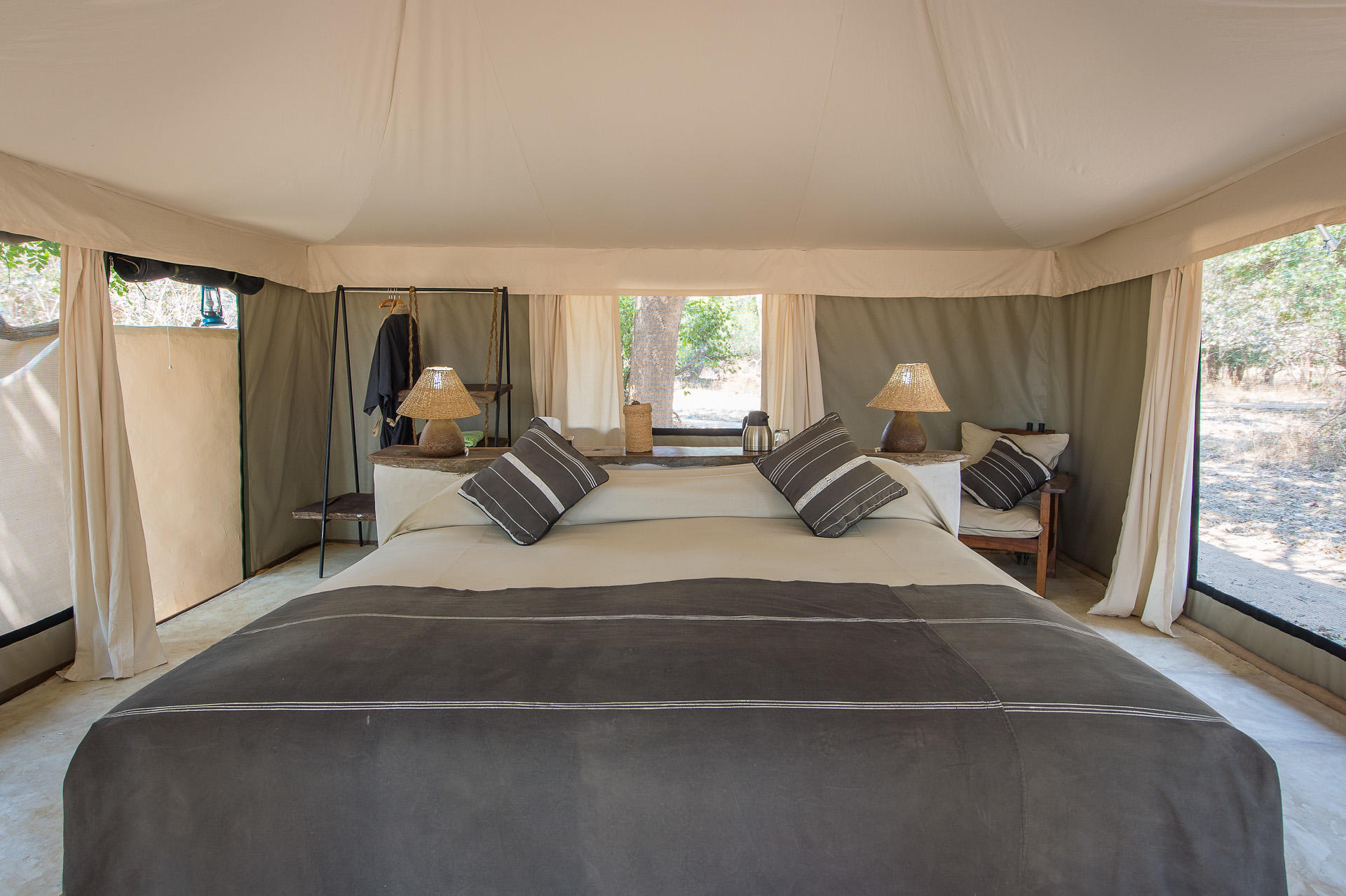 TENA TENA CAMP