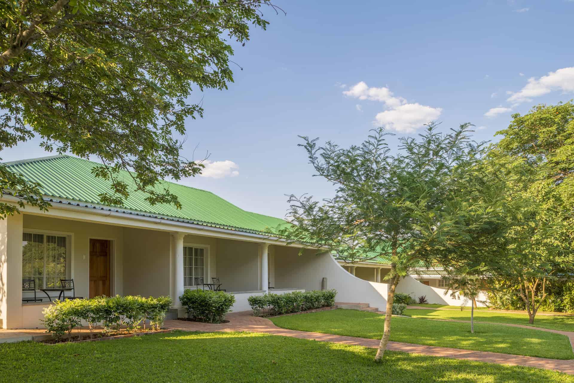 BATONKA GUEST LODGE