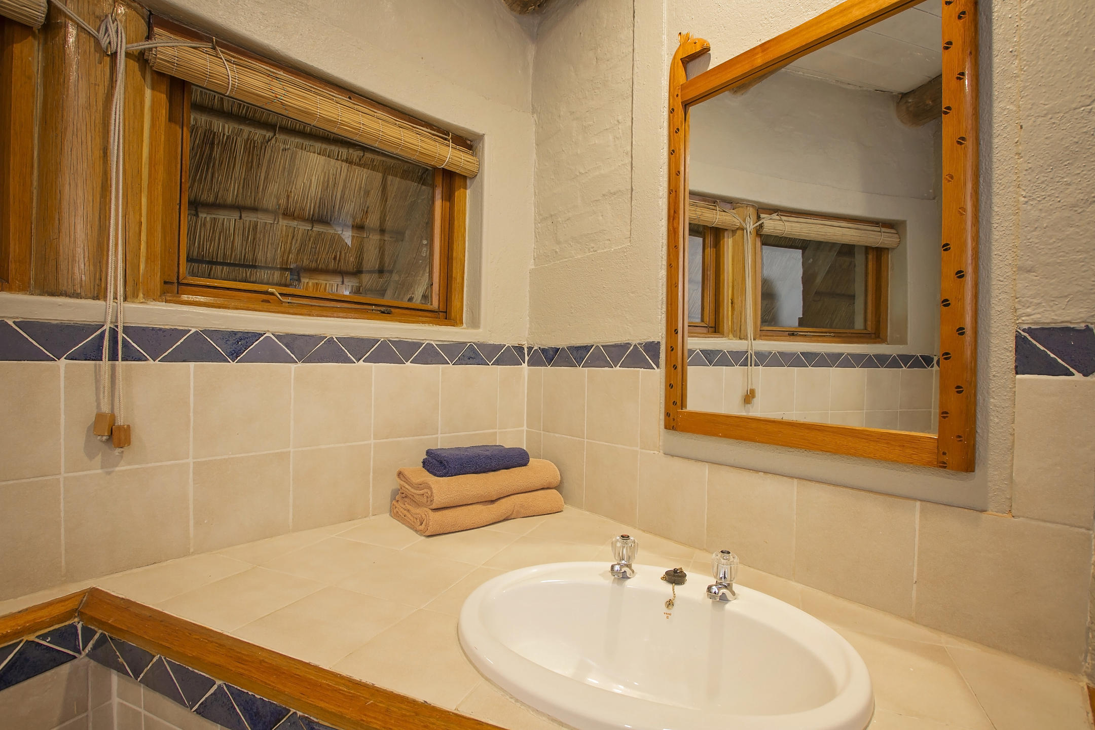 LOKUTHULA LODGES