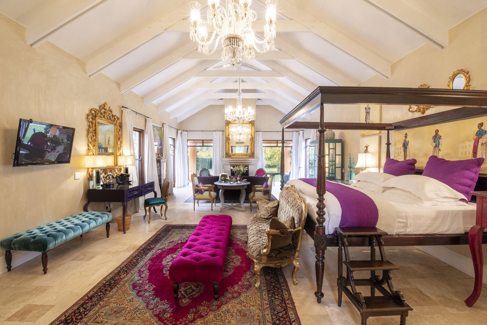 LA RESIDENCE