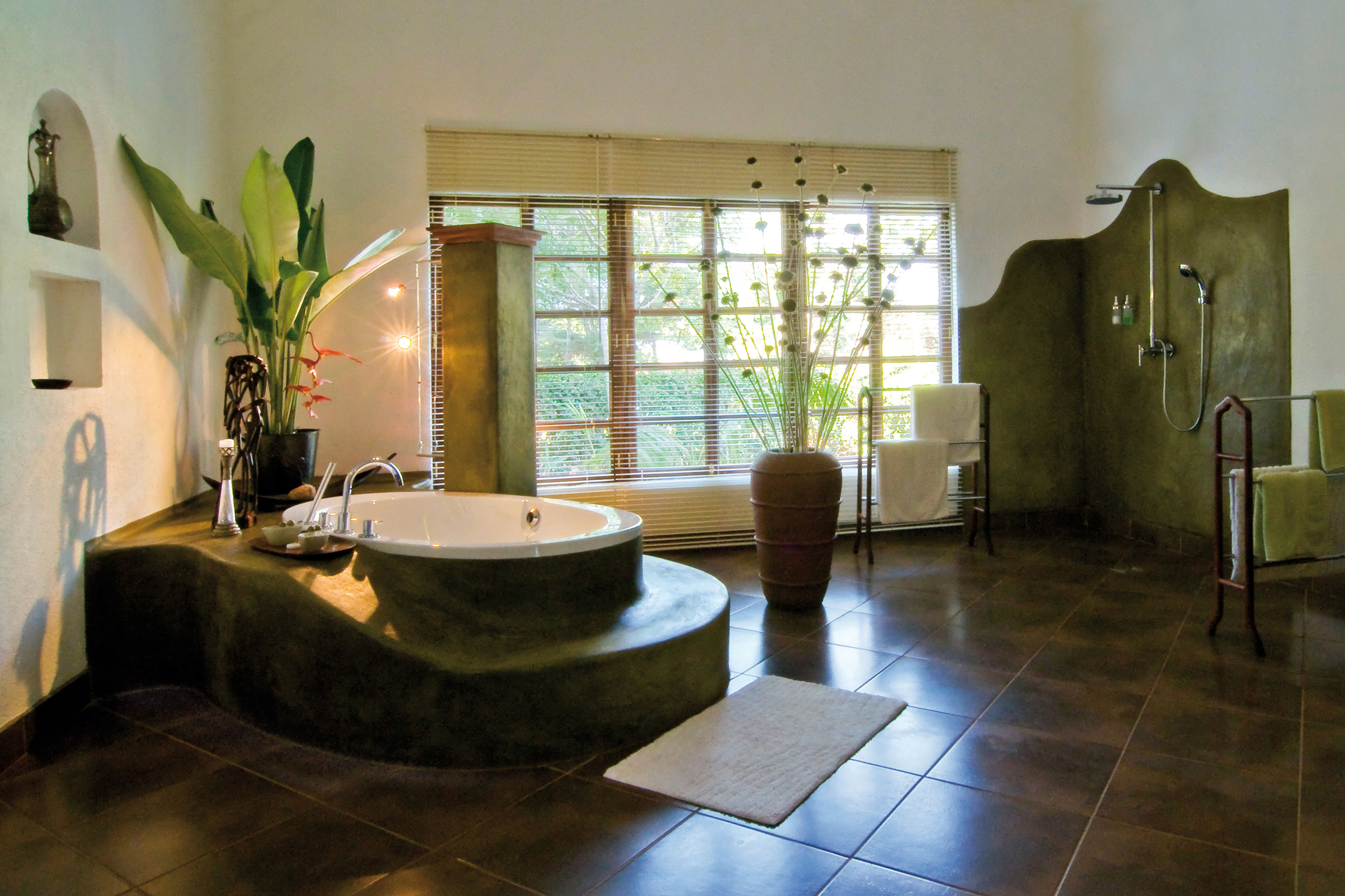 THE PLANTATION LODGE