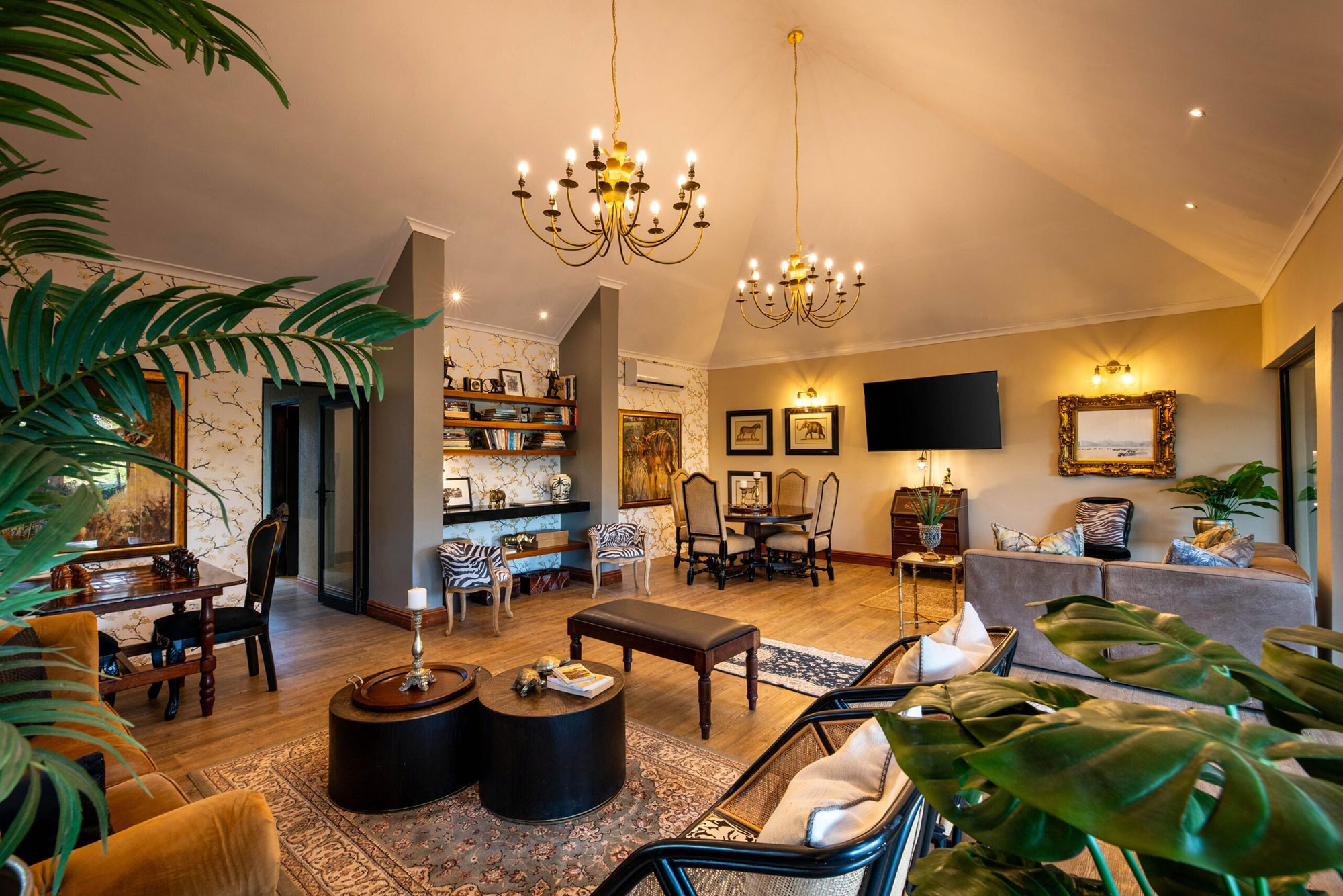 KINGS CAMP LODGE