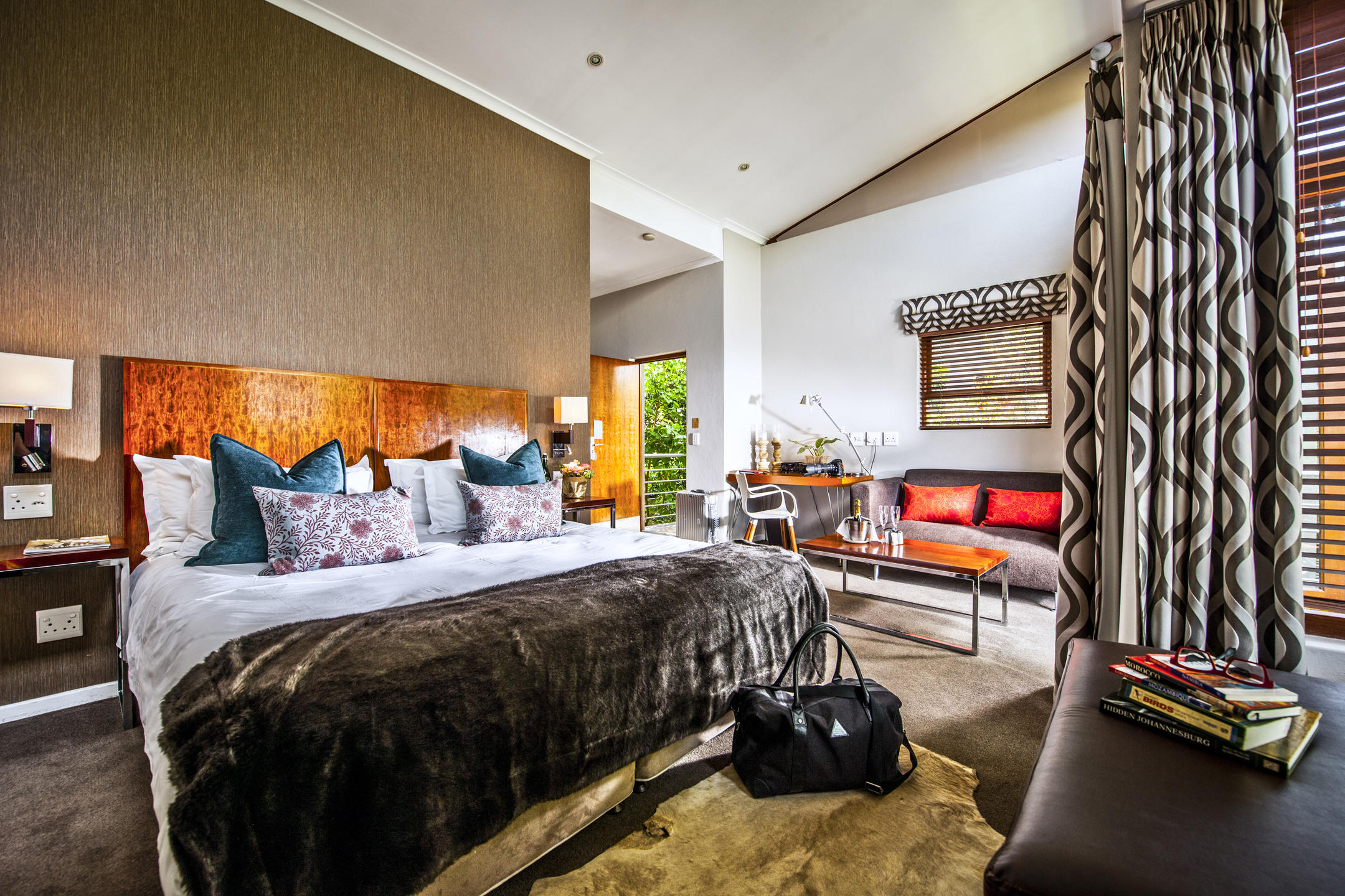 THE PEECH BOUTIQUE HOTEL