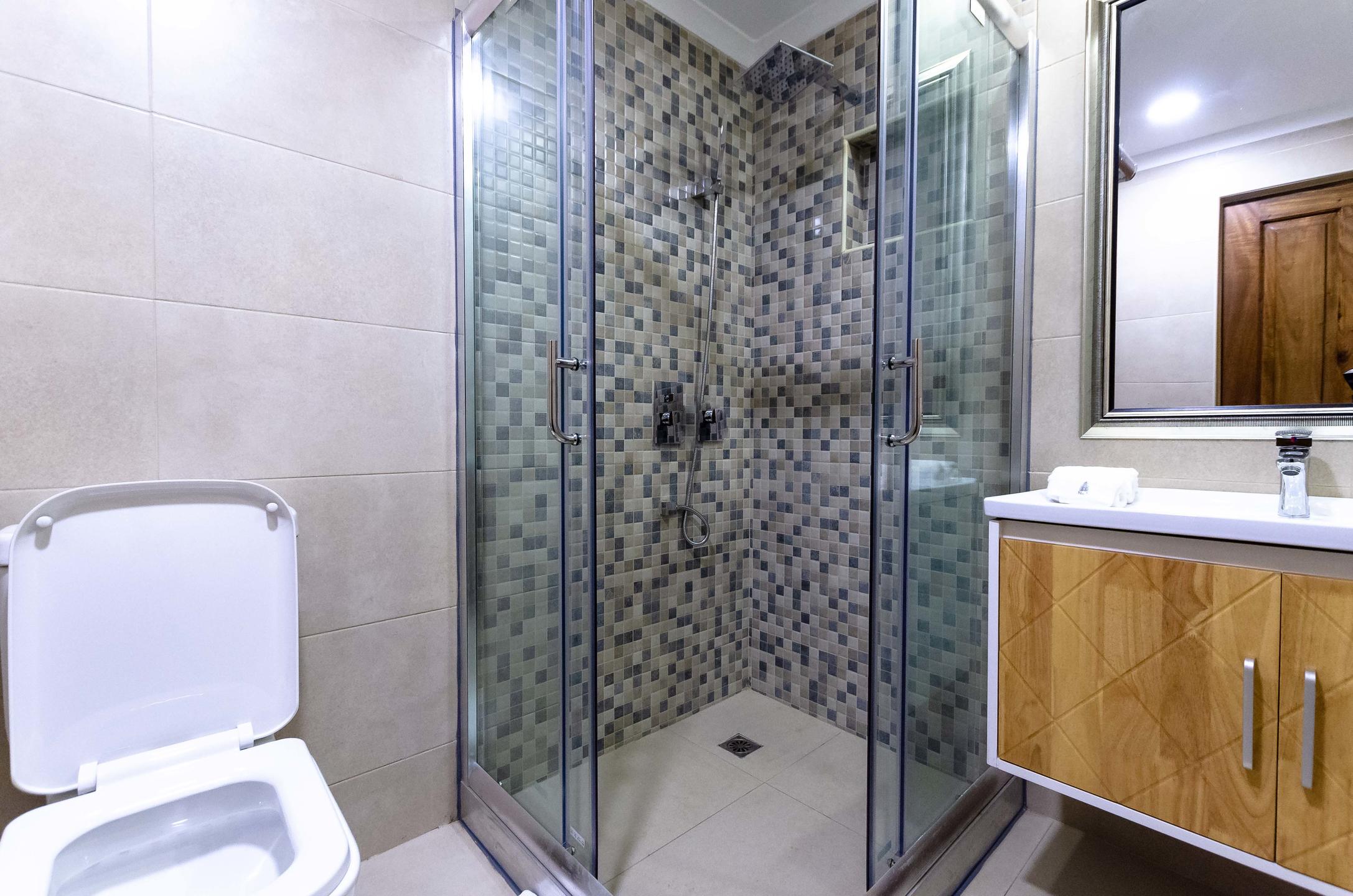 NO. 5 BOUTIQUE HOTEL