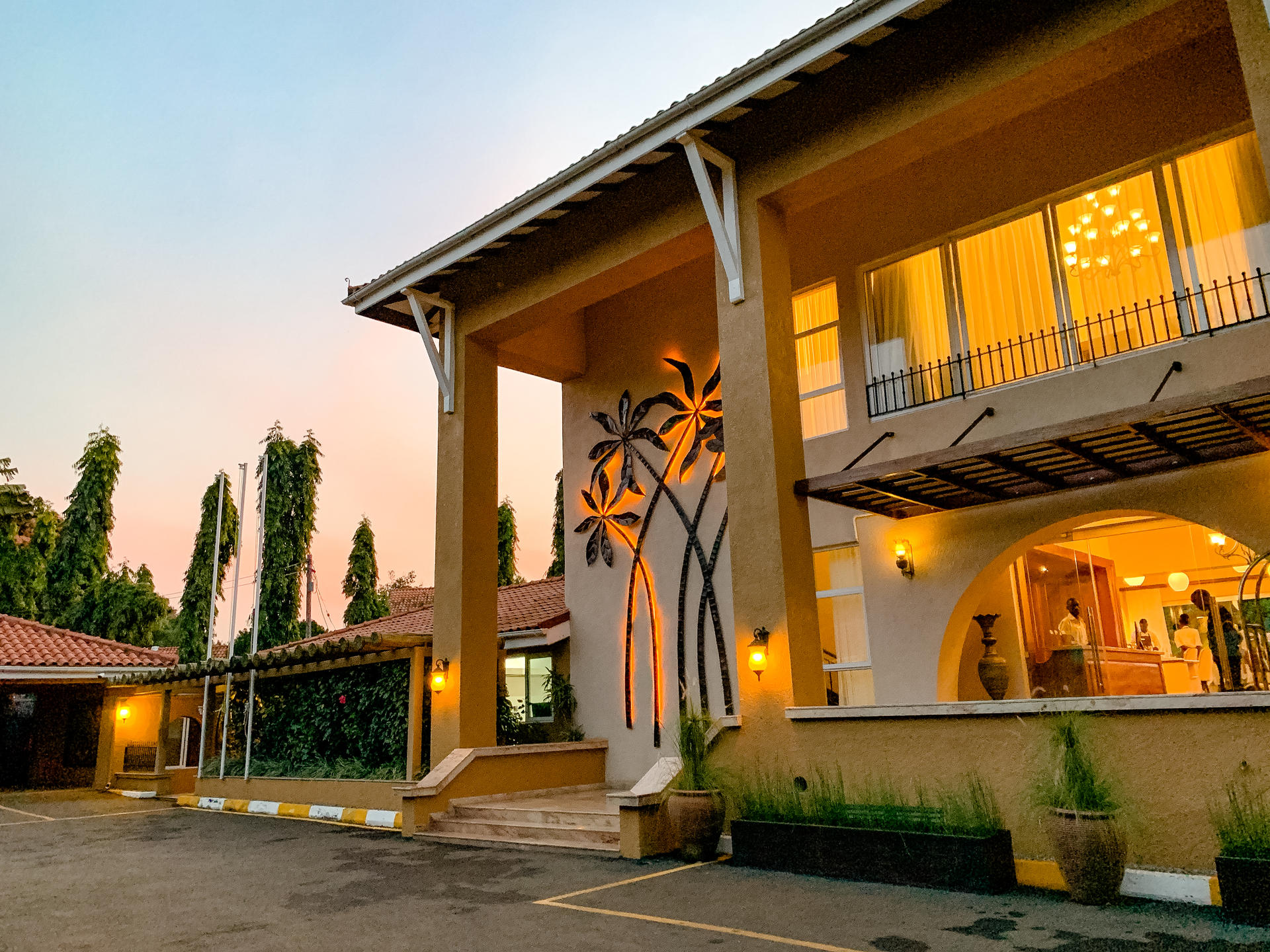 NO. 5 BOUTIQUE HOTEL