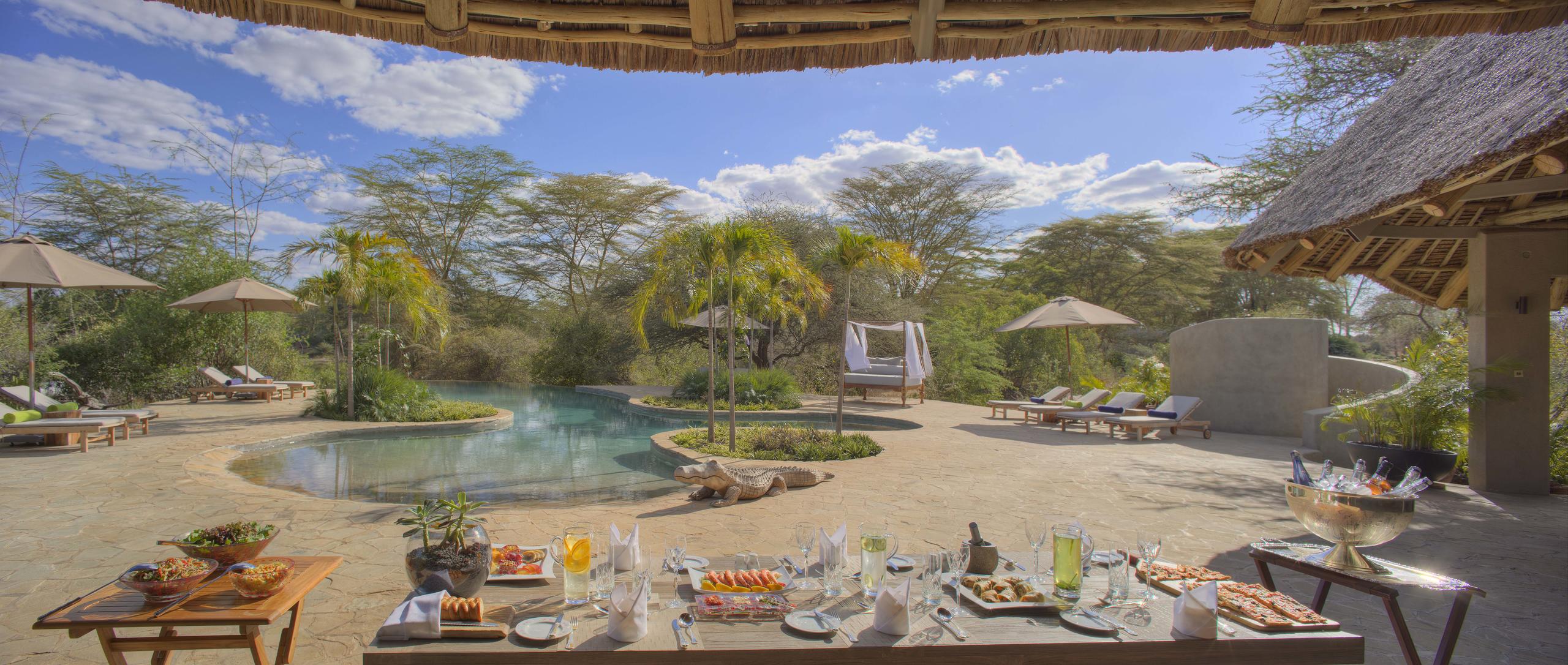 FINCH HATTONS LUXURY TENTED CAMP