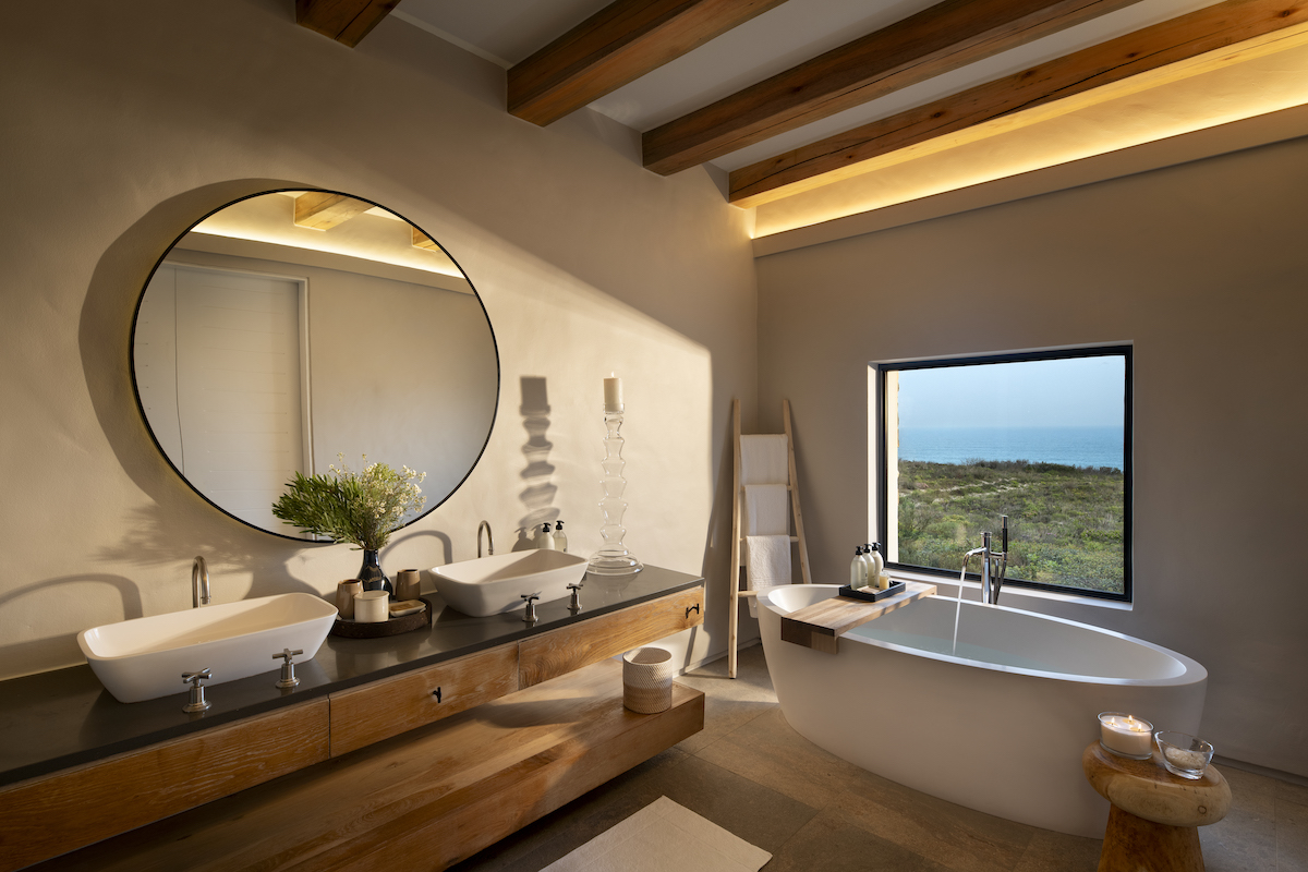 MORUKURU OCEAN HOUSE