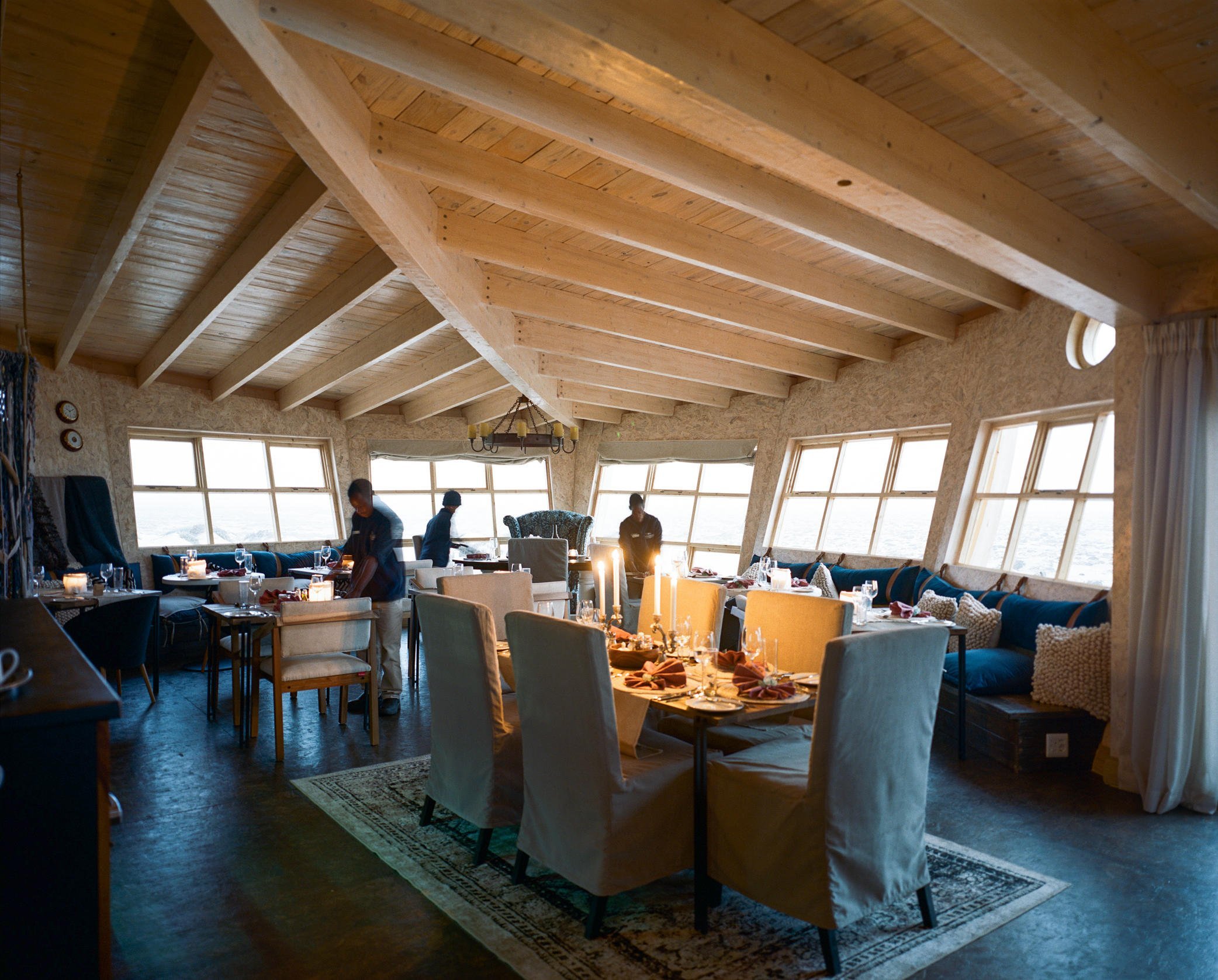 SHIPWRECK LODGE