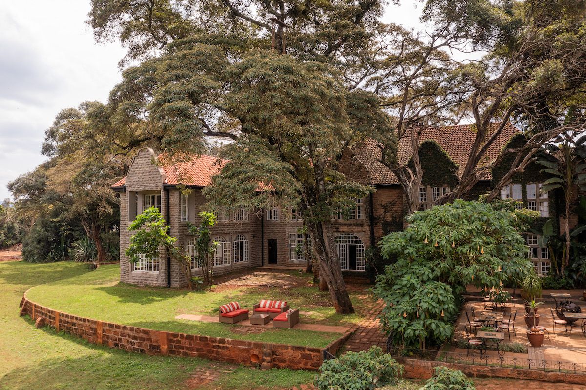 GIRAFFE MANOR