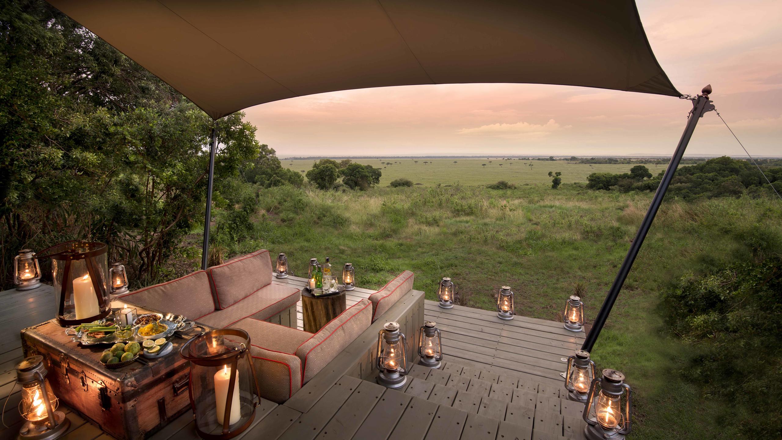 BATELEUR CAMP