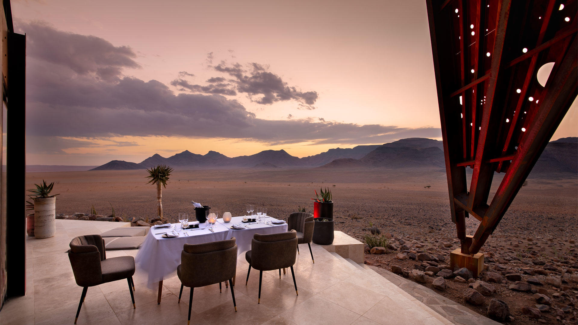 SOSSUSVLEI DESERT LODGE
