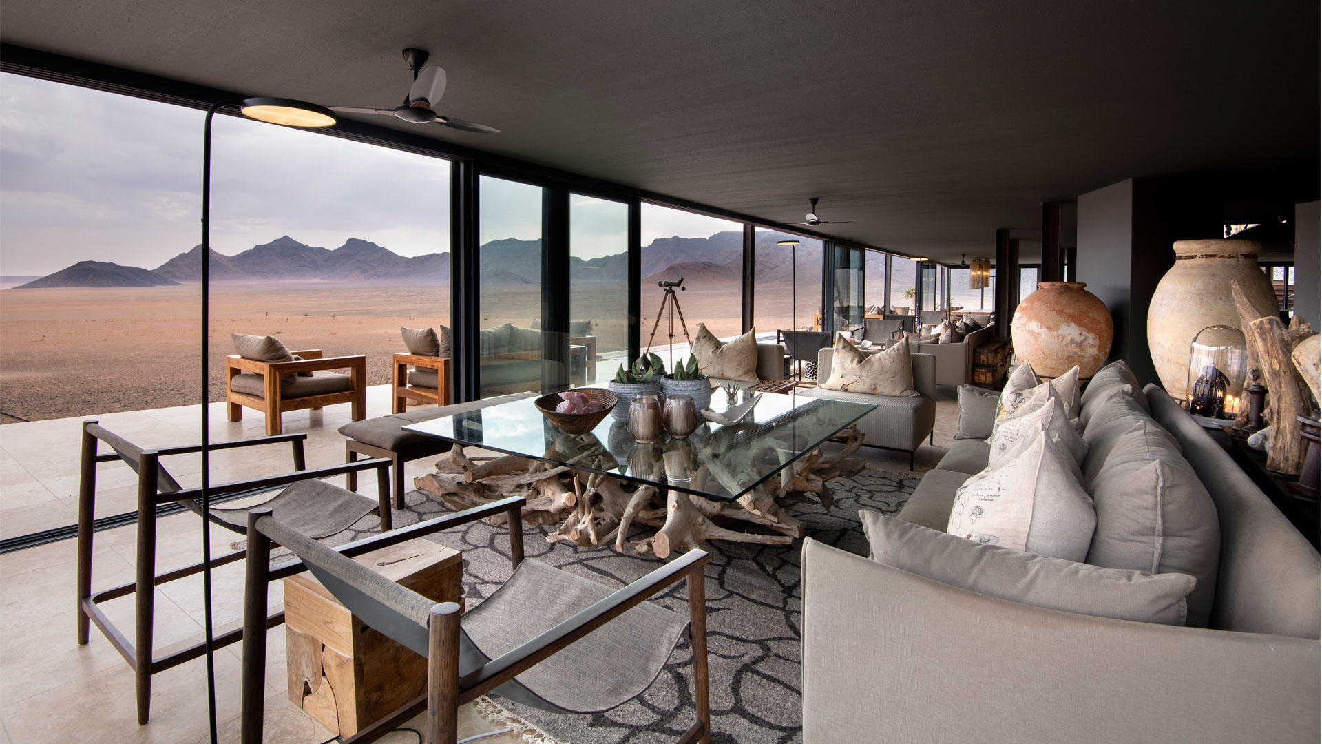 SOSSUSVLEI DESERT LODGE