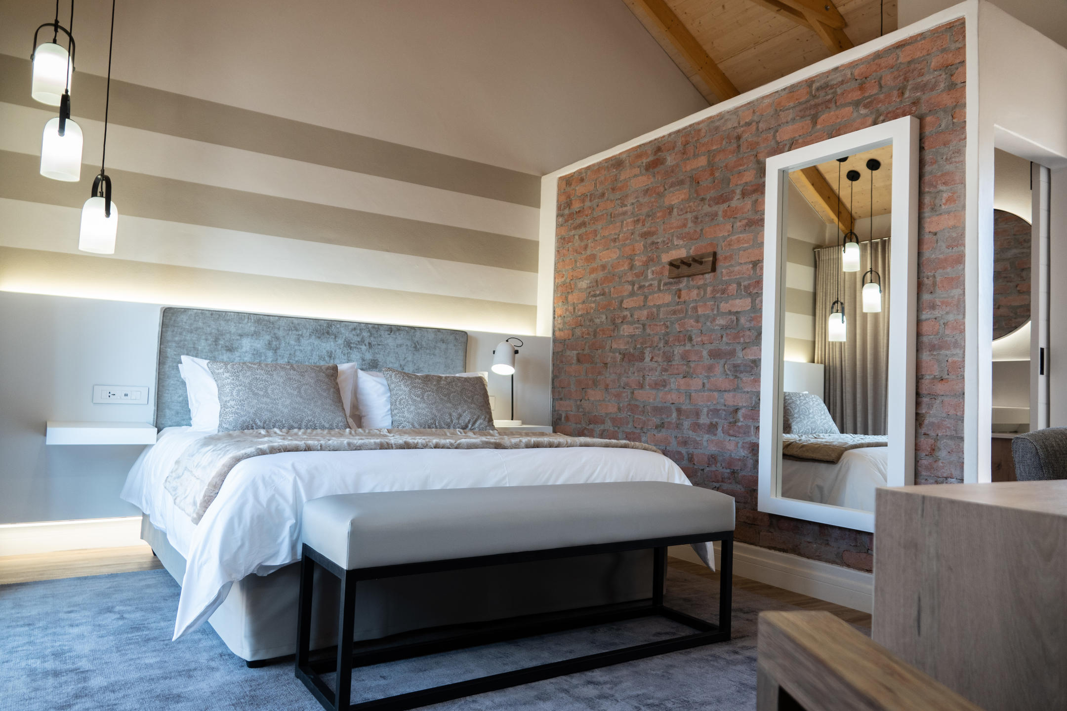 THE WINDHOEK LUXURY SUITES