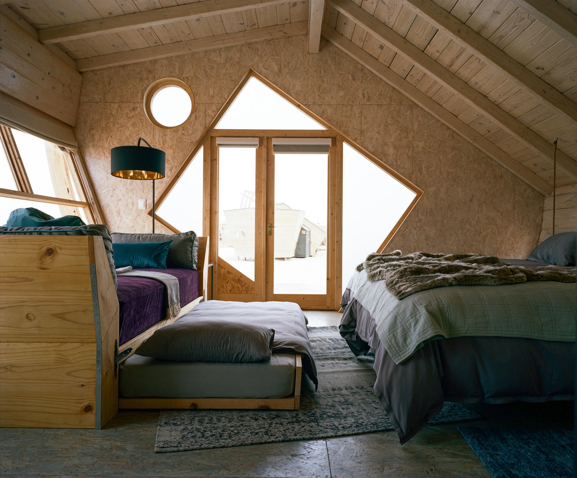 SHIPWRECK LODGE
