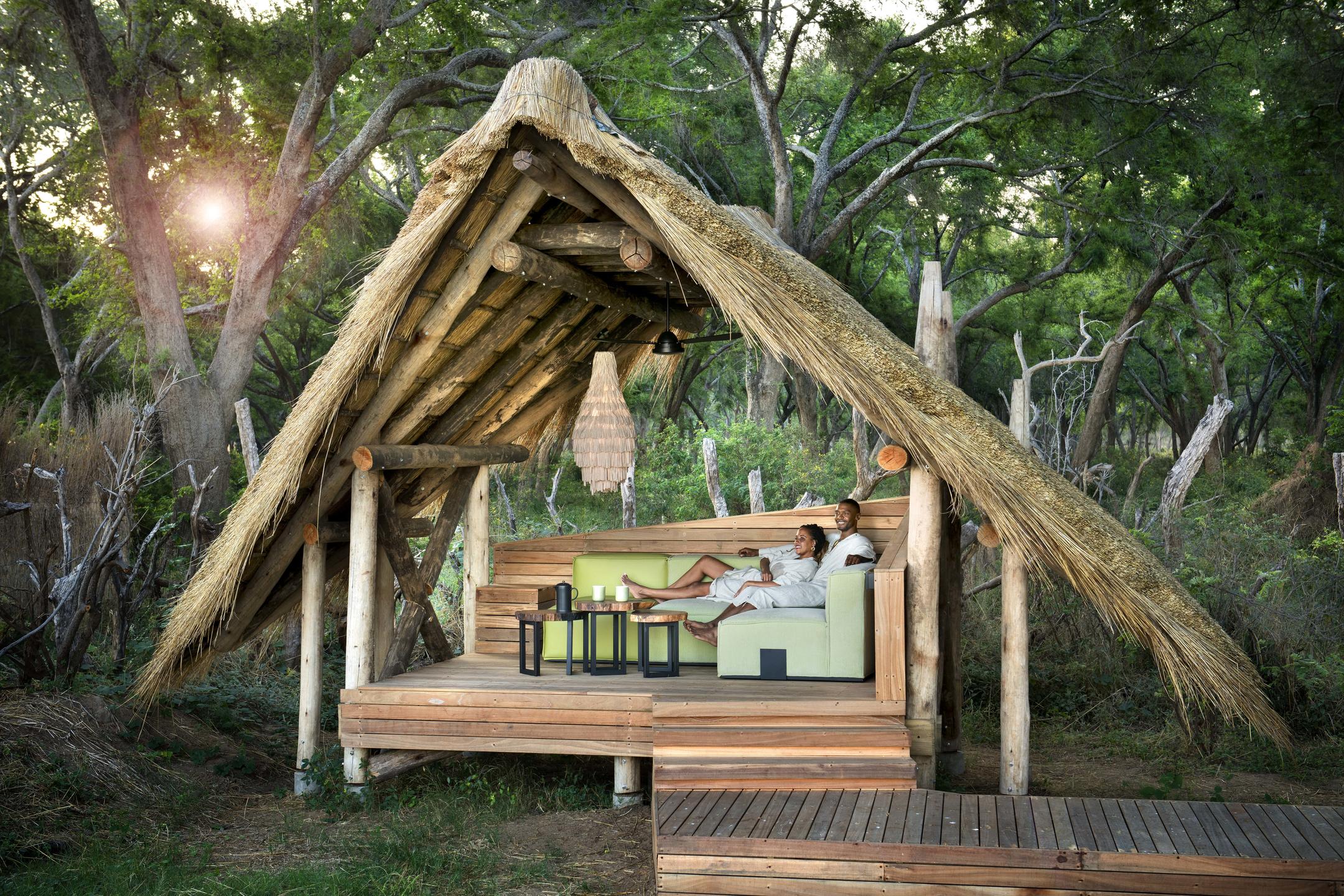 LOLEBEZI SAFARI LODGE