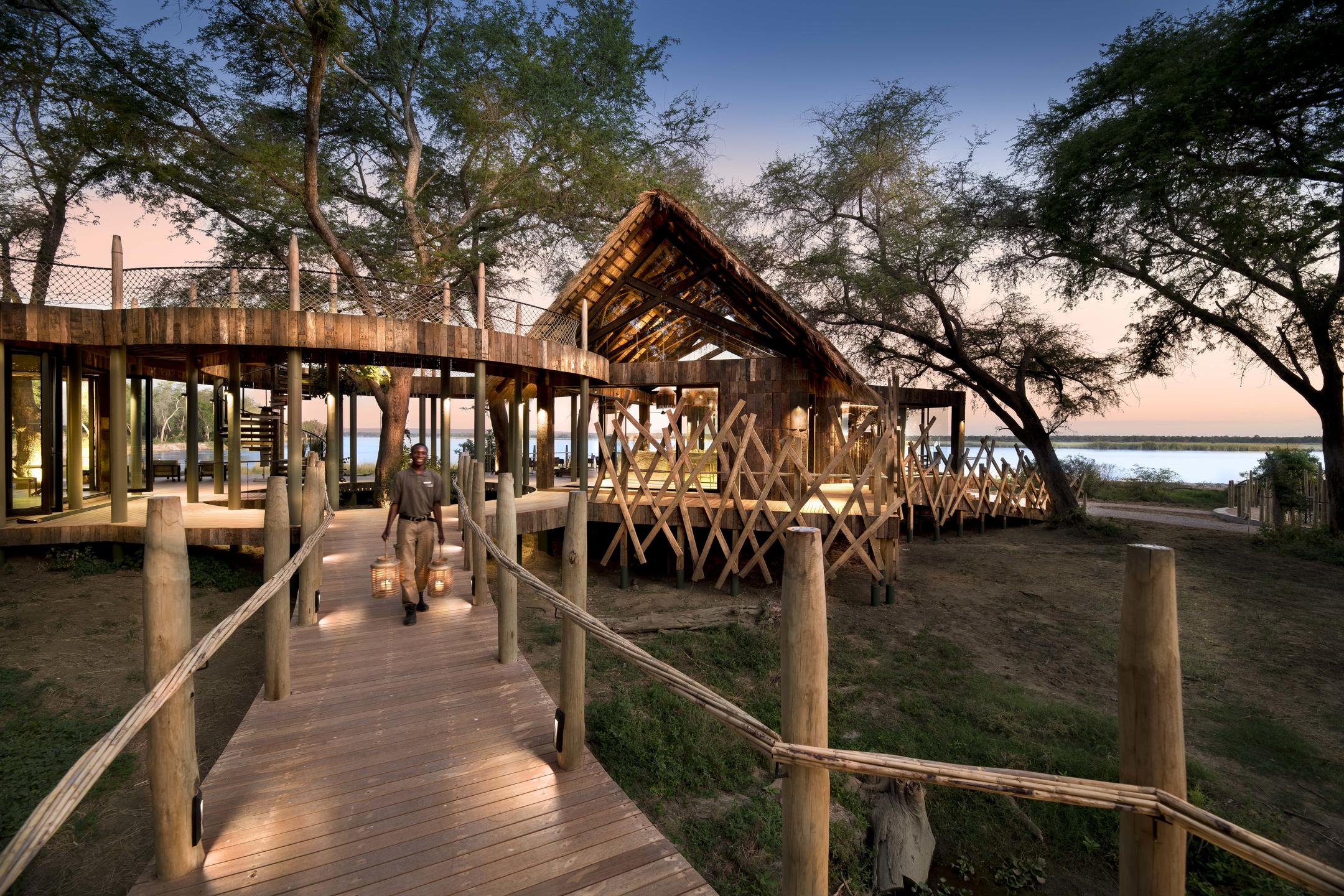 LOLEBEZI SAFARI LODGE
