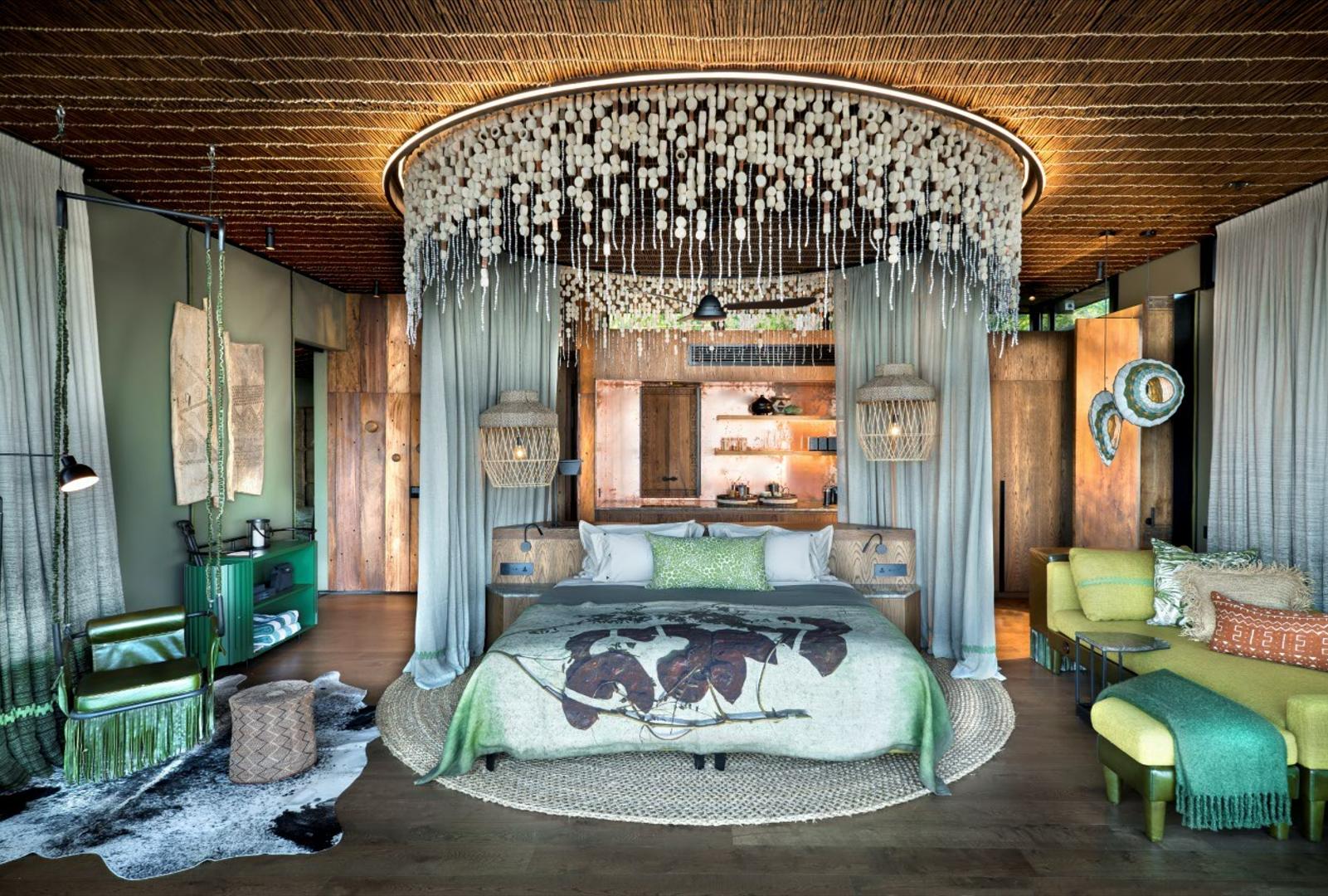 LOLEBEZI SAFARI LODGE