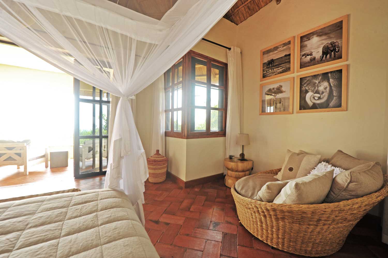 ELEPHANT PLAINS LODGE