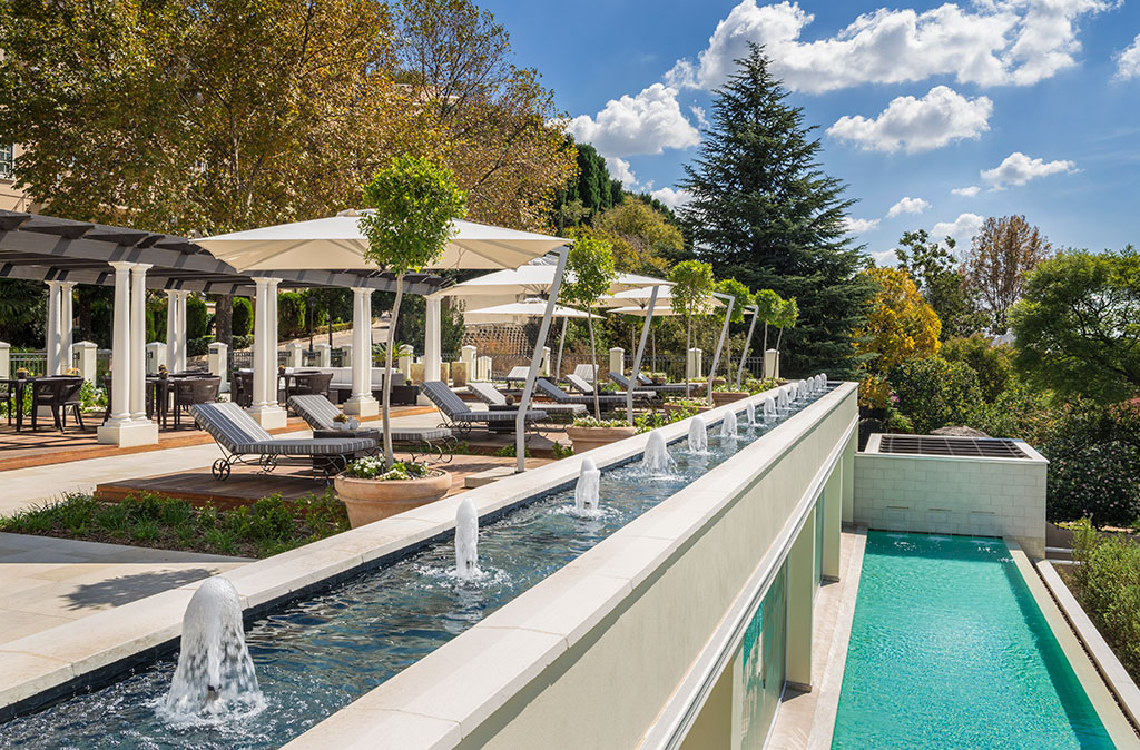 THE WESTCLIFF