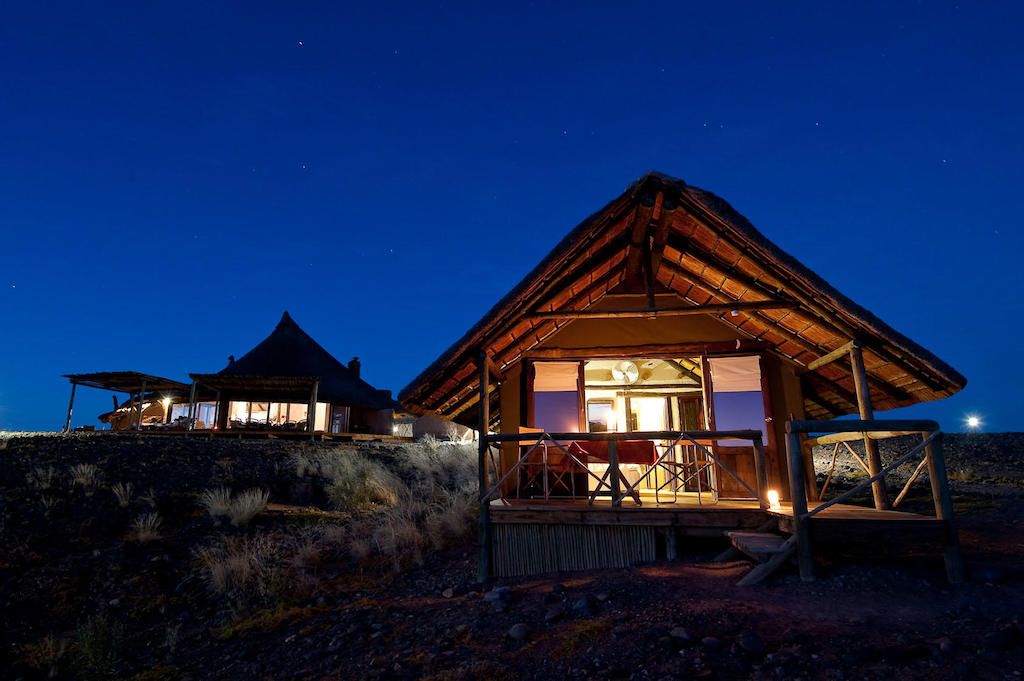 READ MORE ABOUT KULALA DESERT LODGE