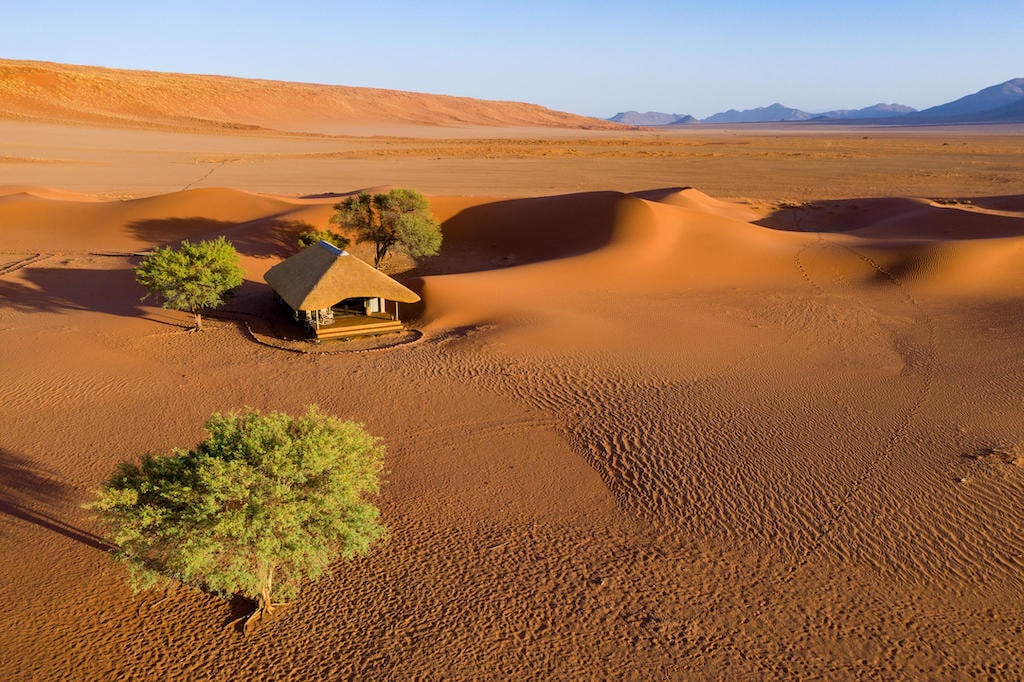 READ MORE ABOUT KWESSI DUNES