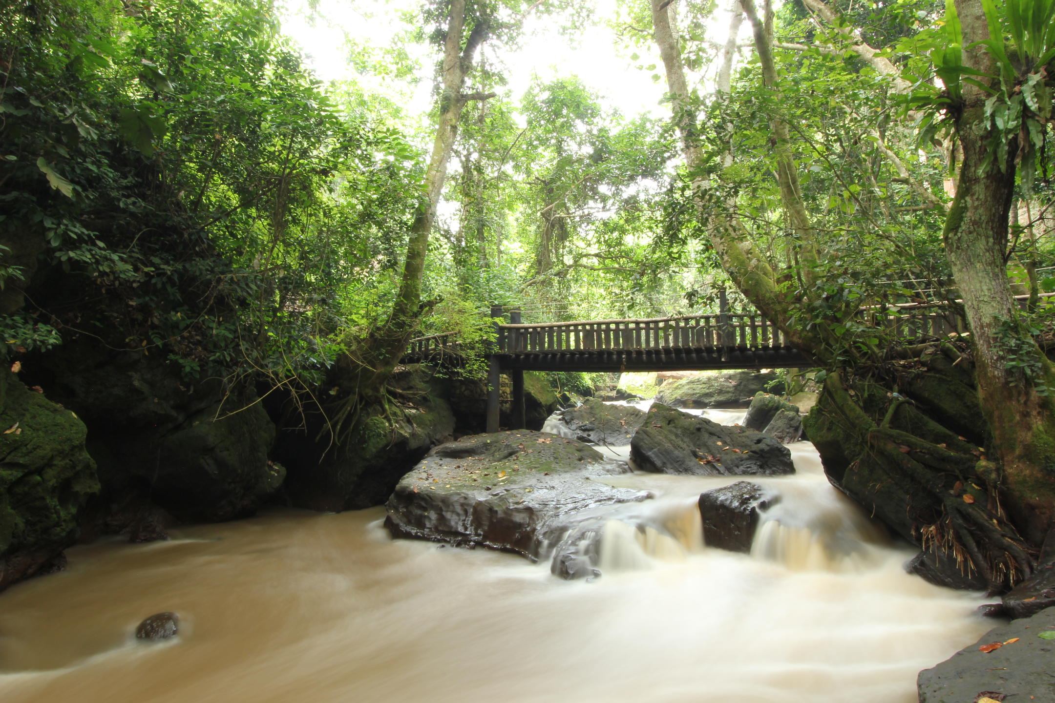 KYAMBURA GORGE LODGE