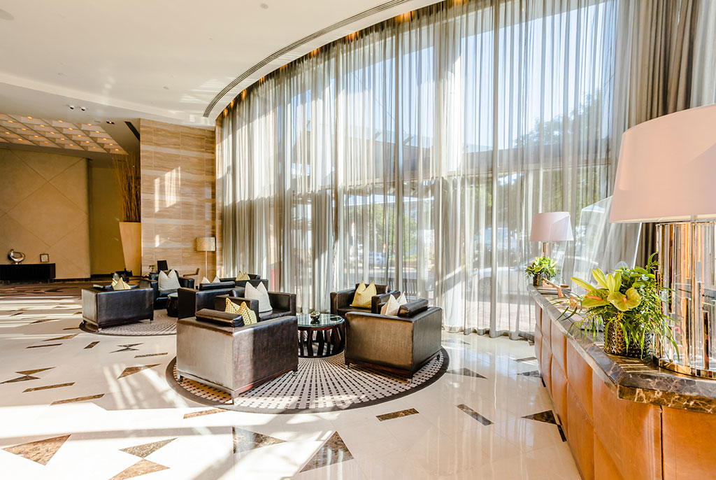 INTERCONTINENTAL OR TAMBO AIRPORT HOTEL