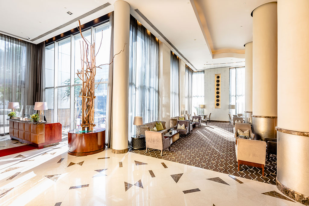 INTERCONTINENTAL OR TAMBO AIRPORT HOTEL