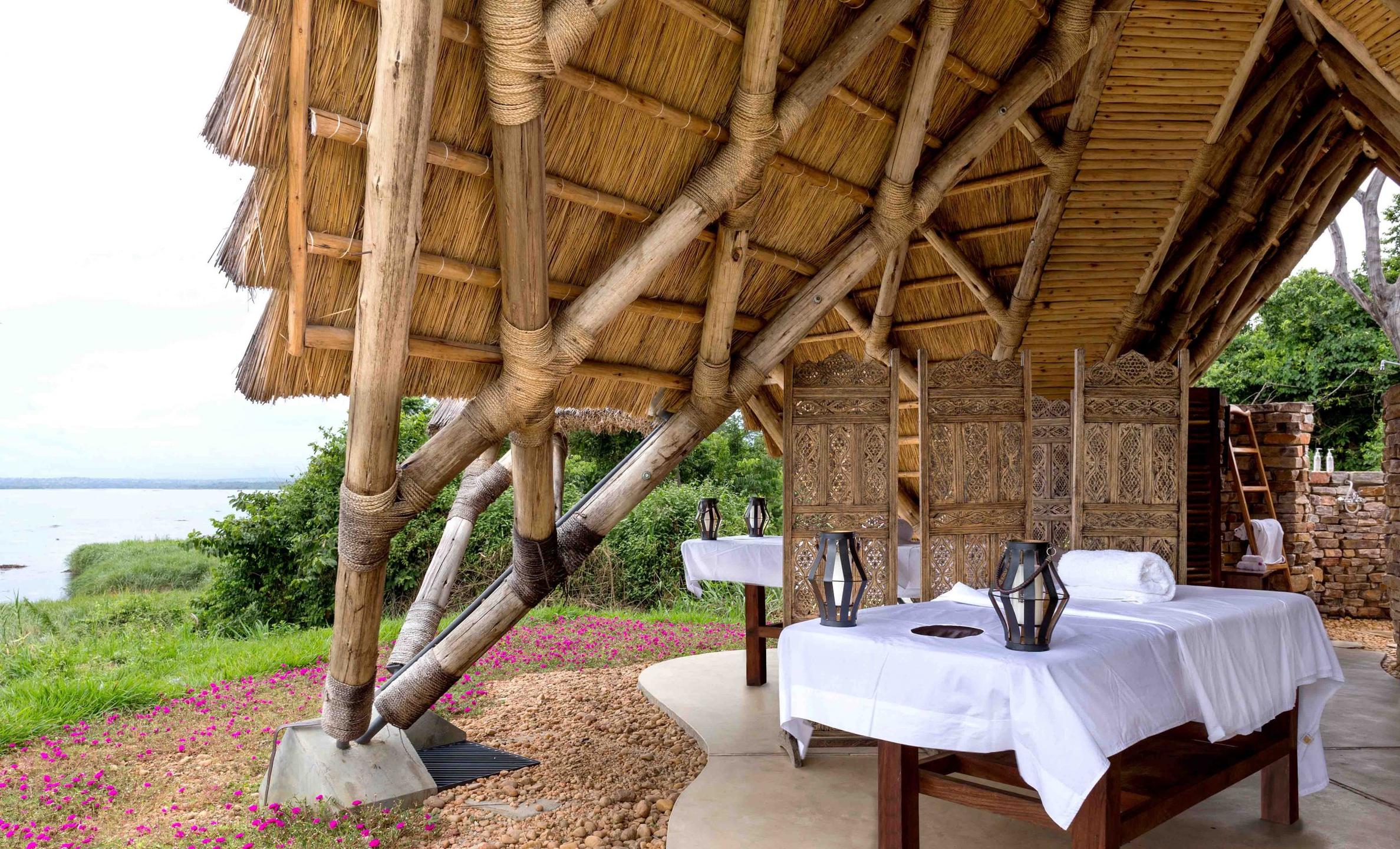 NILE SAFARI LODGE