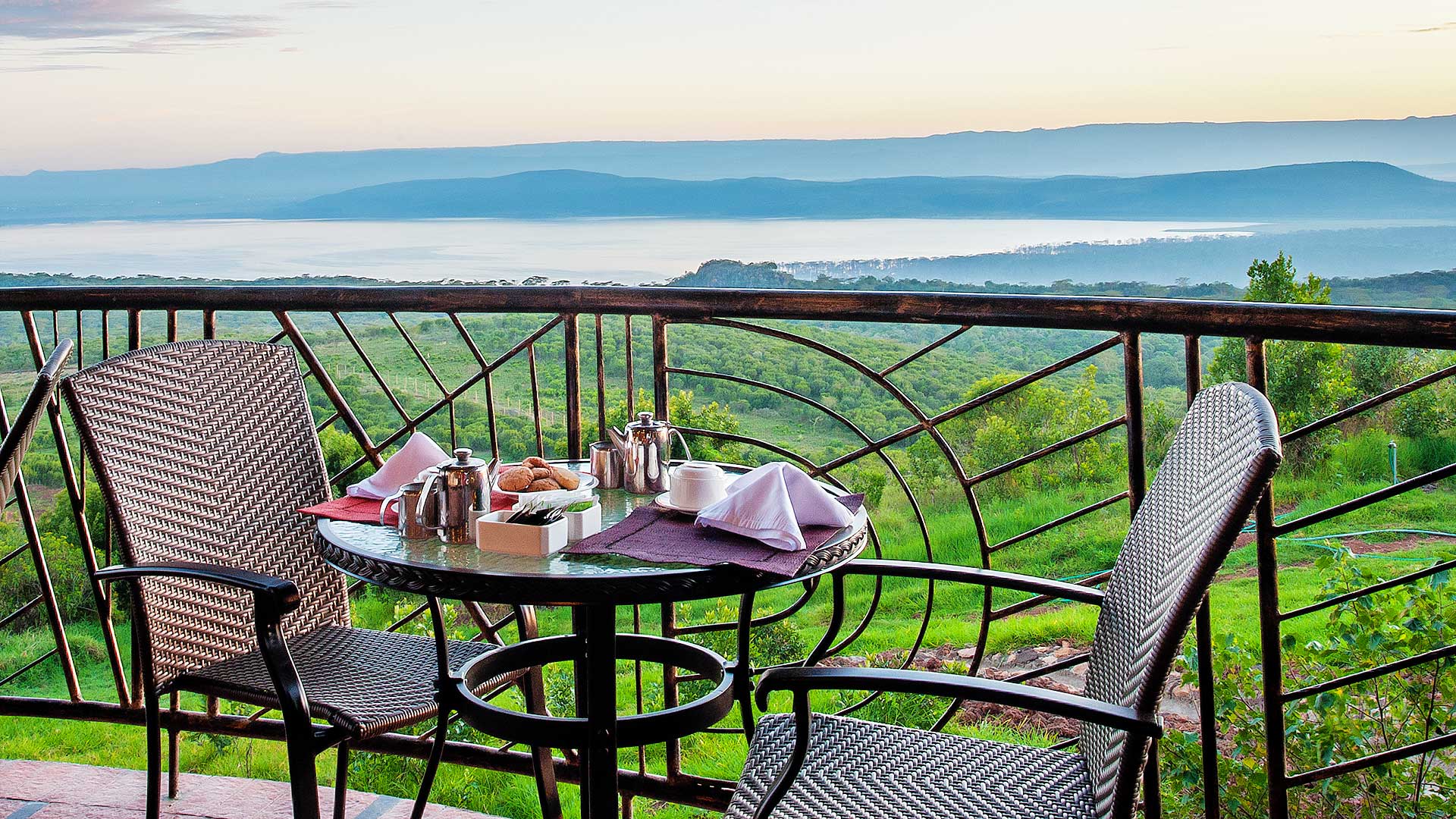 LAKE NAKURU LODGE