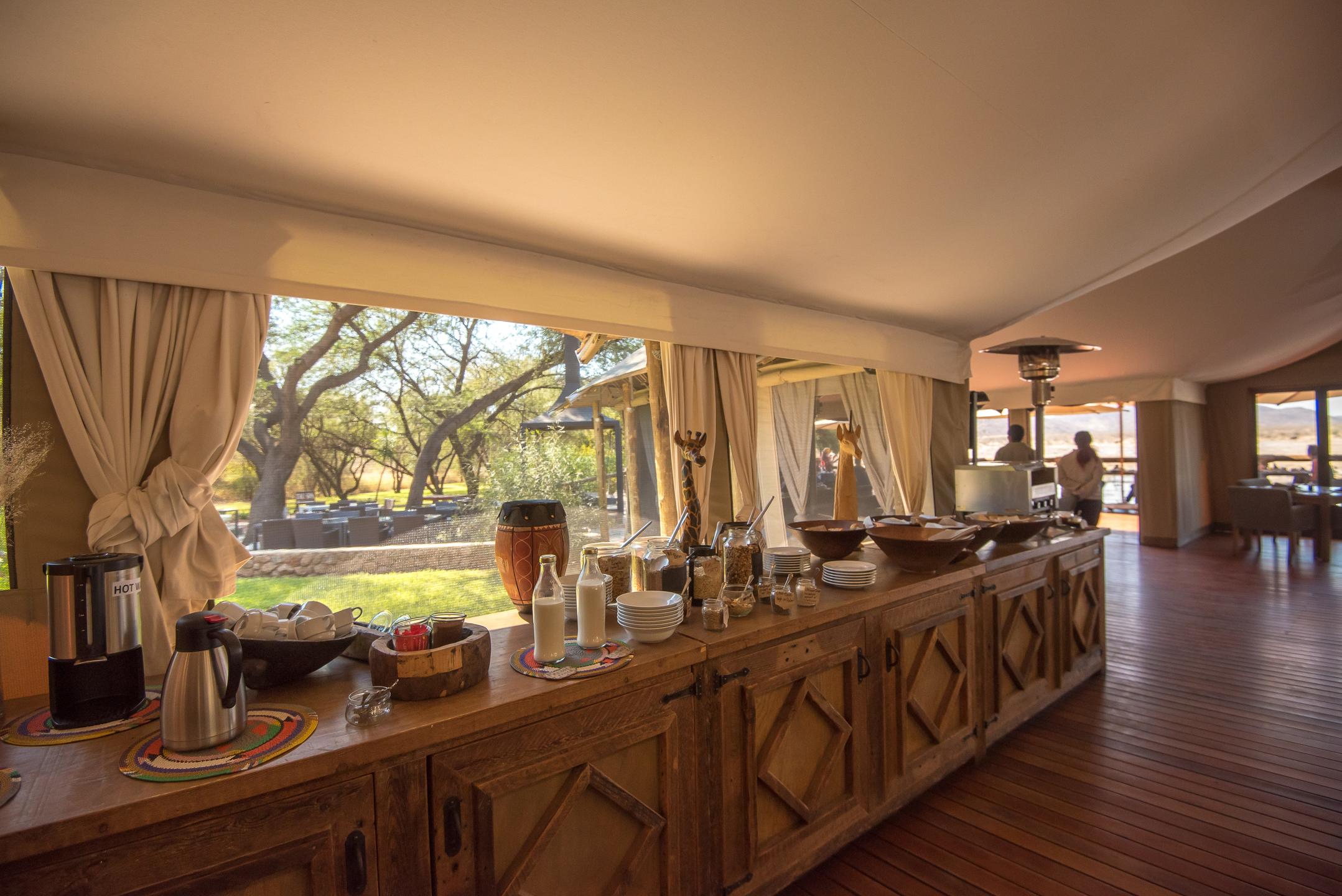 TAU GAME LODGE