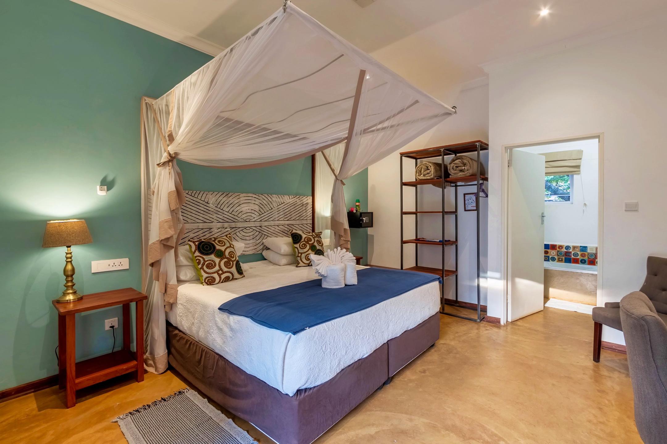 PHEZULU GUEST LODGE