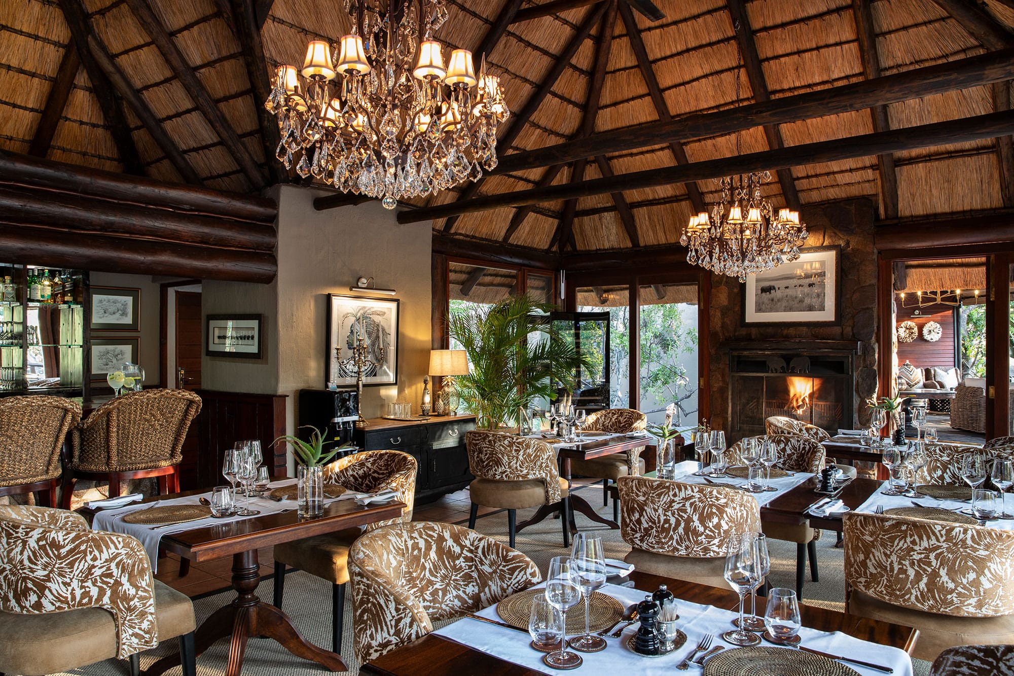 NDLOVU SAFARI LODGE