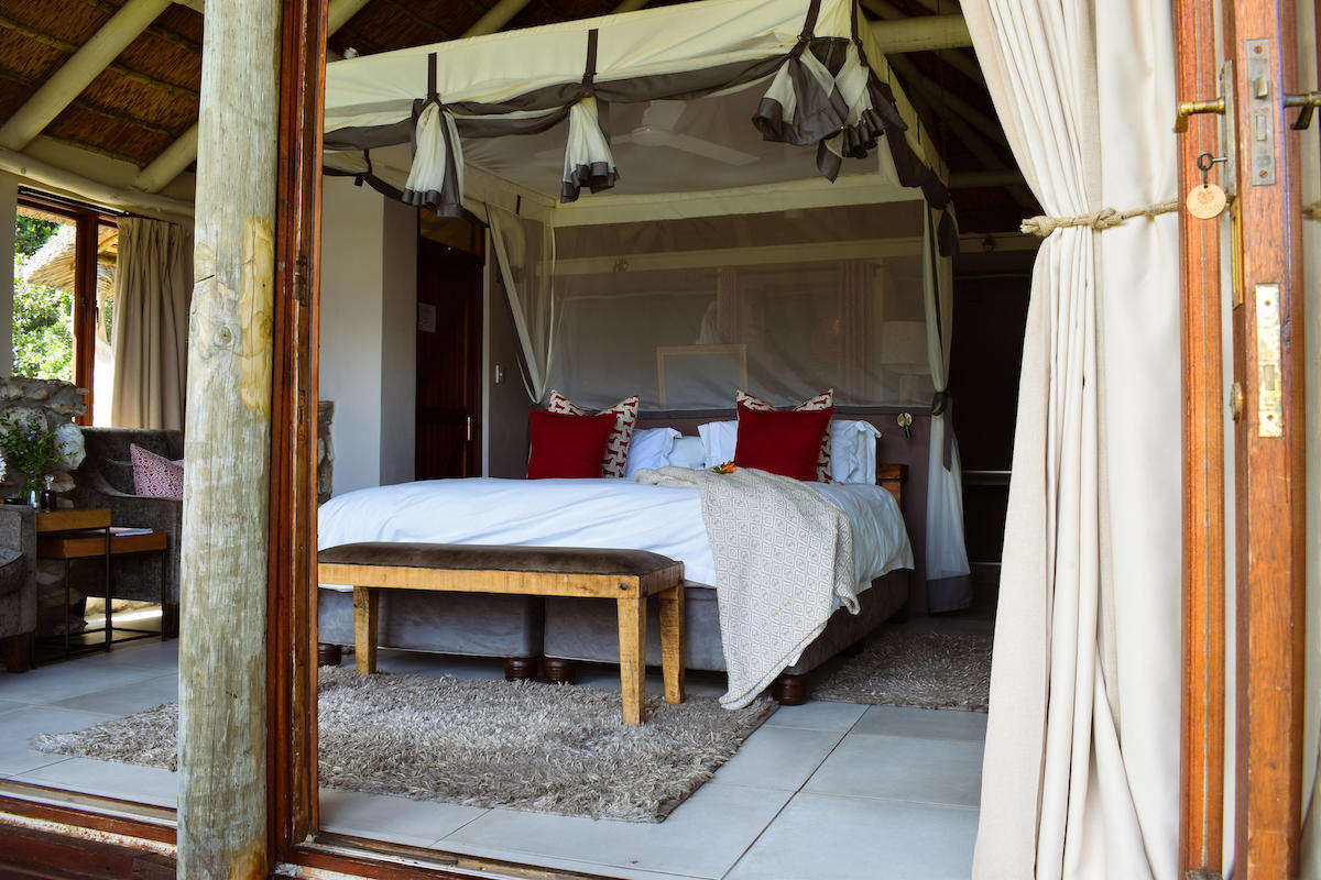 MOSAIC LAGOON LODGE