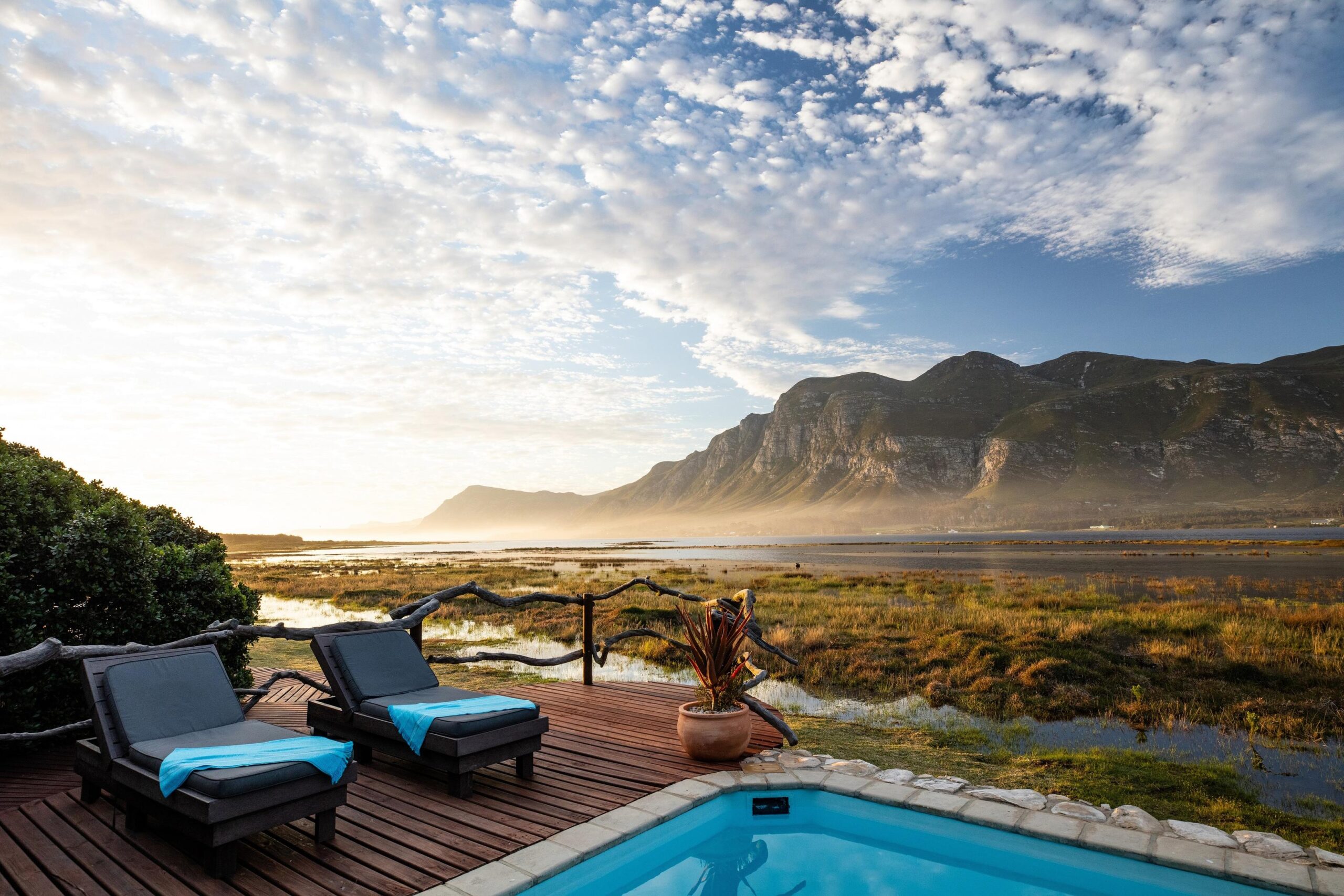 Mosaic Lagoon Lodge