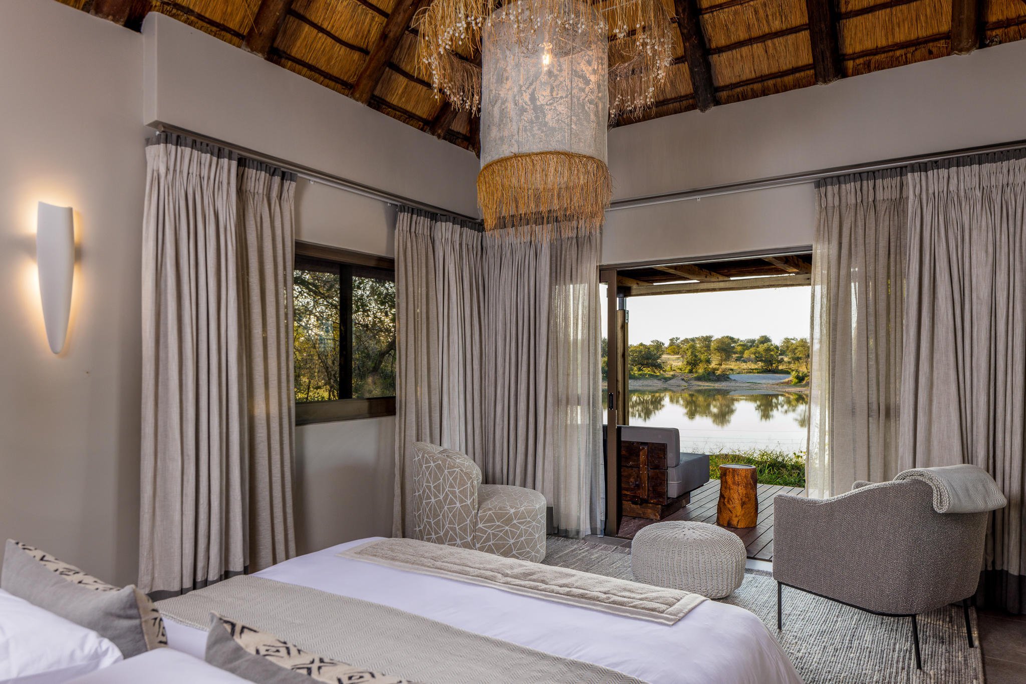 SIMBAVATI WATERSIDE