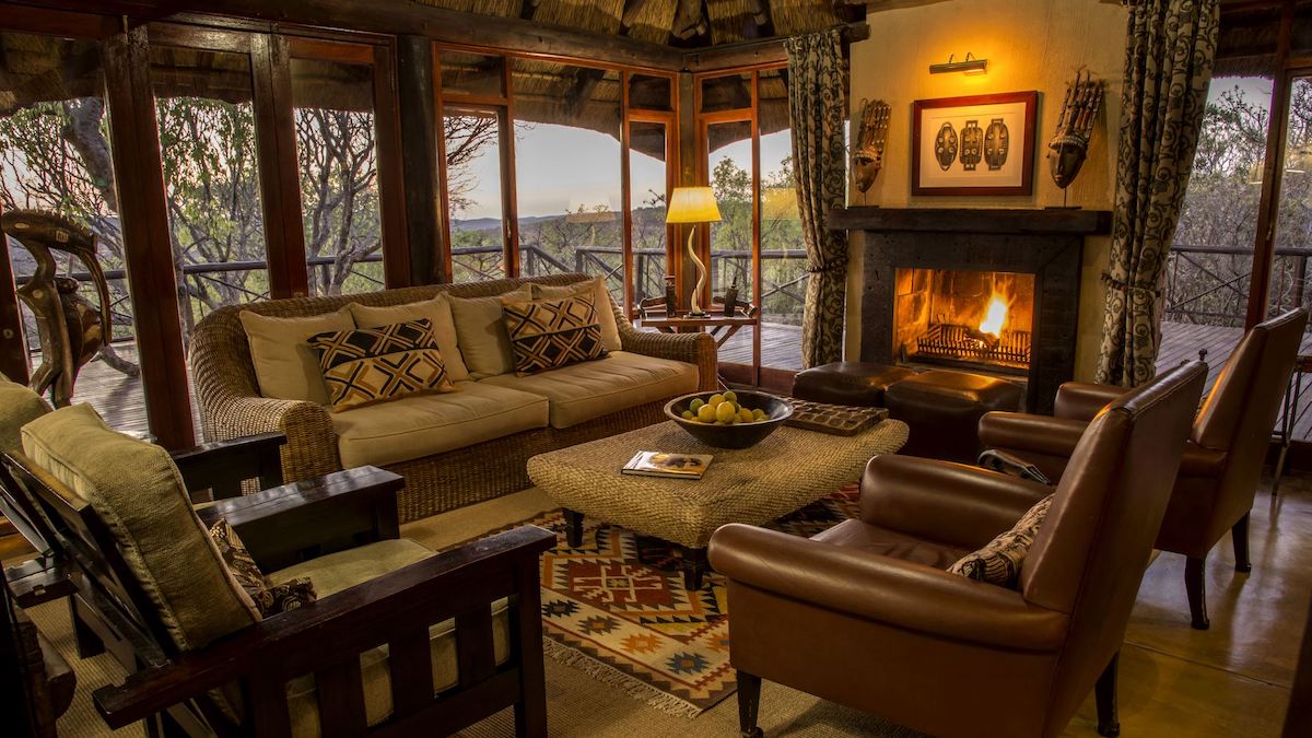 NUNGUBANE LODGE