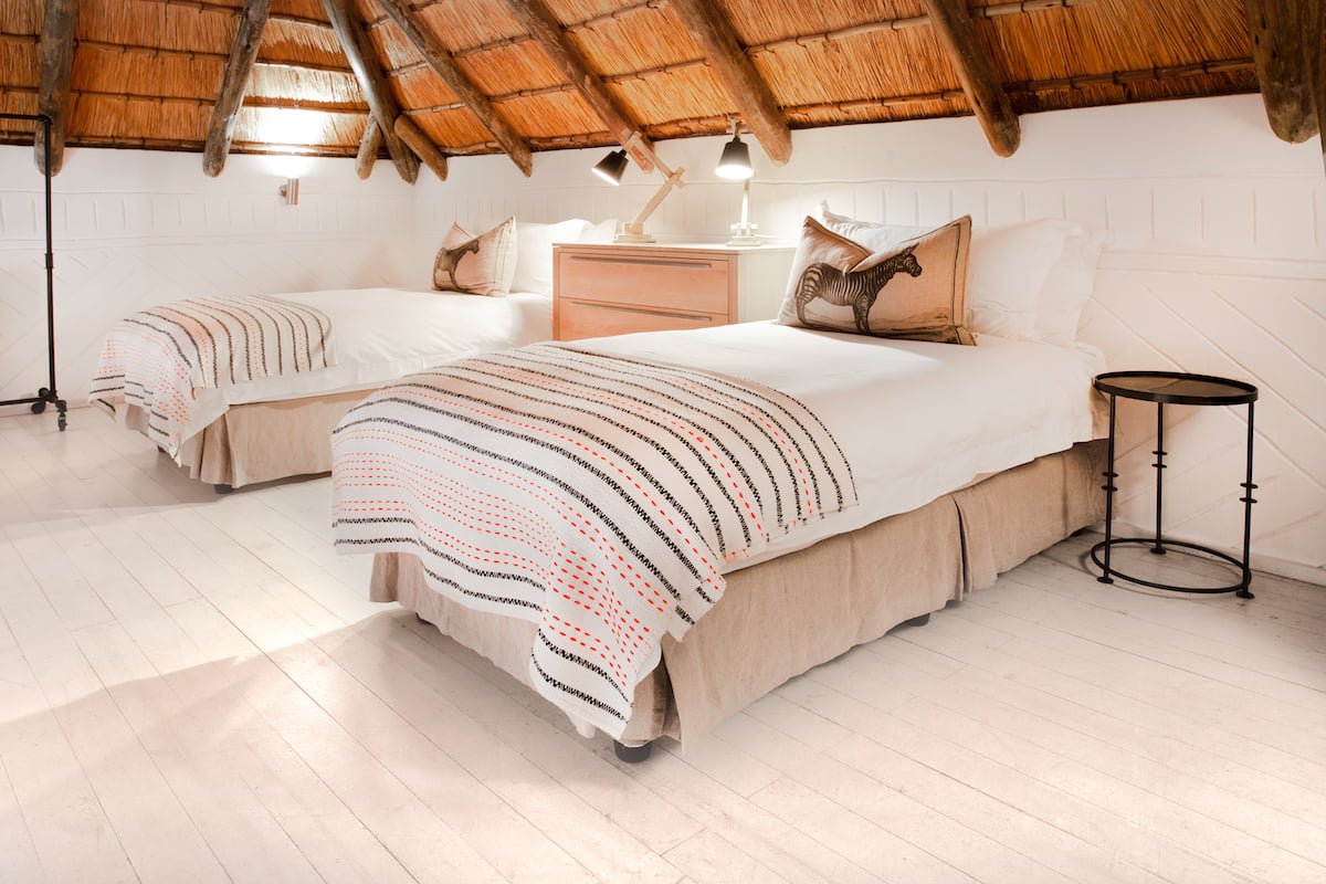 EKUTHULENI LODGE