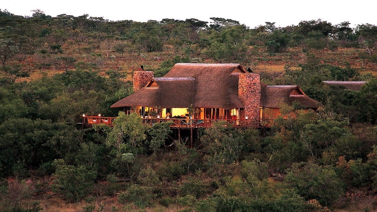 NUNGUBANE LODGE